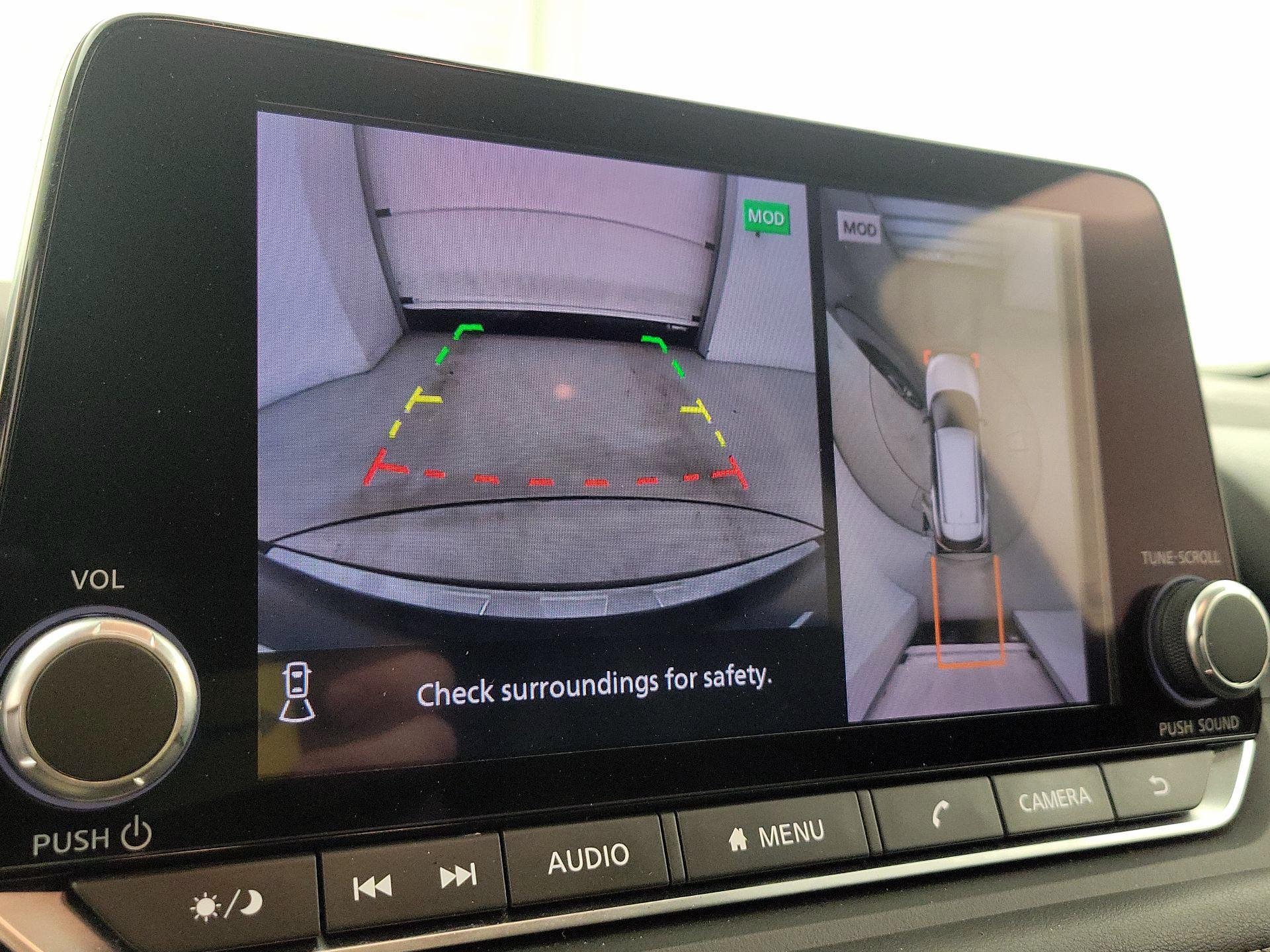 Thumbnail: 2022 Nissan Rogue - 14