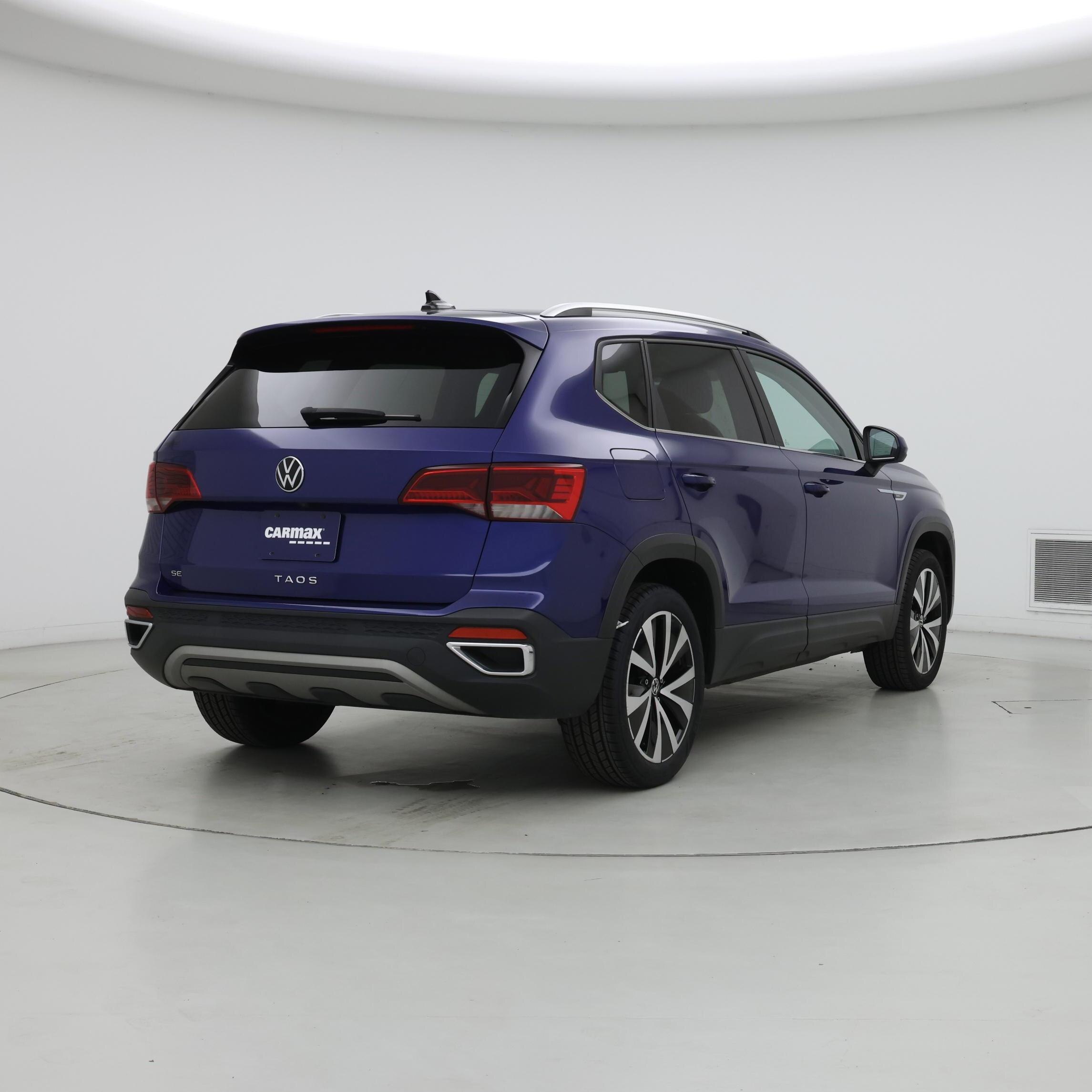 Thumbnail: 2023 Volkswagen Taos - 8