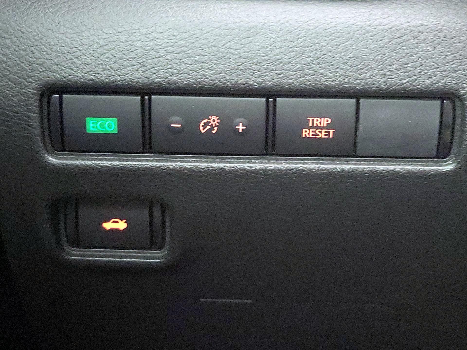 Thumbnail: 2023 Nissan Sentra - 13