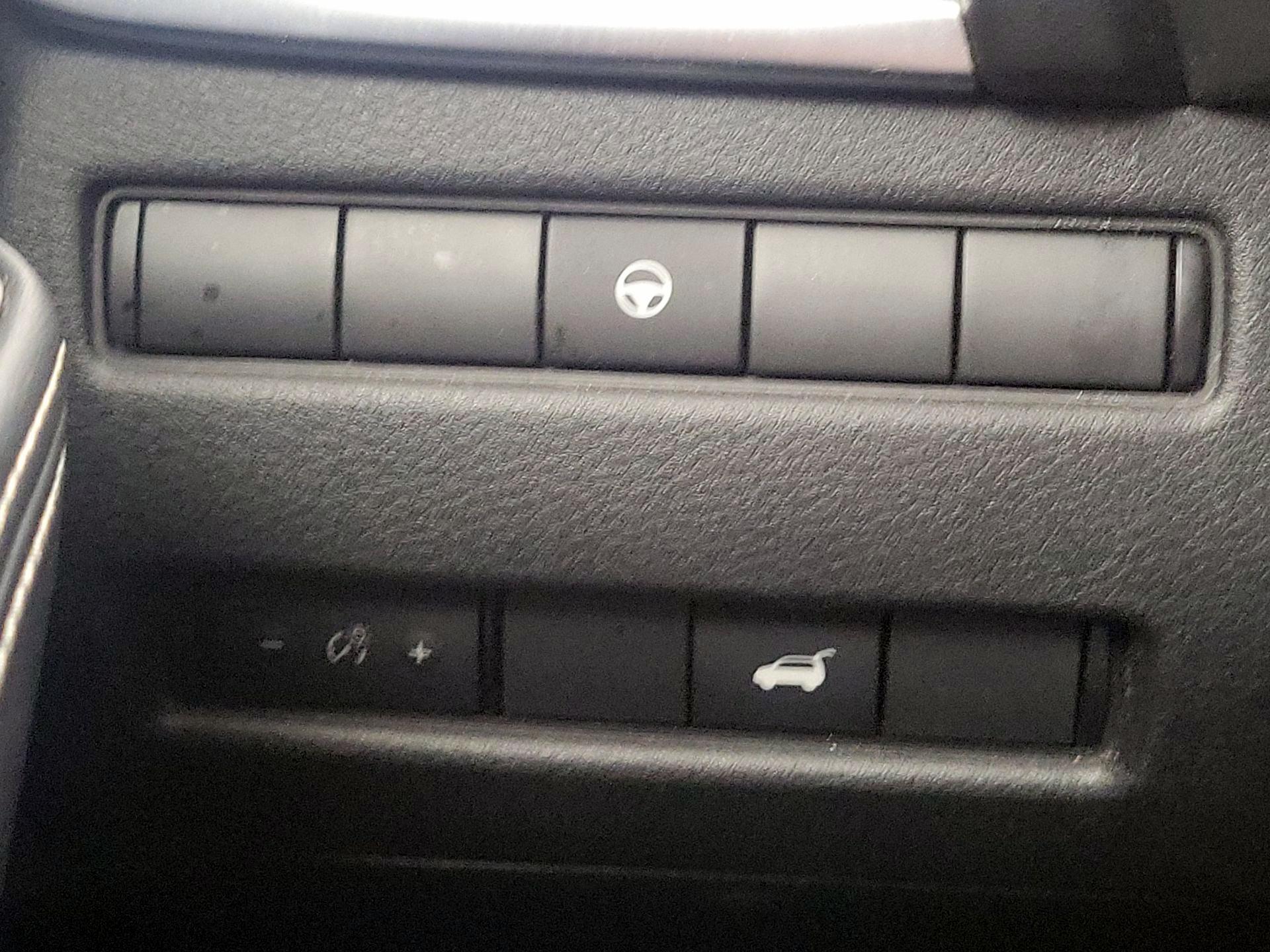 Thumbnail: 2022 Nissan Rogue - 13