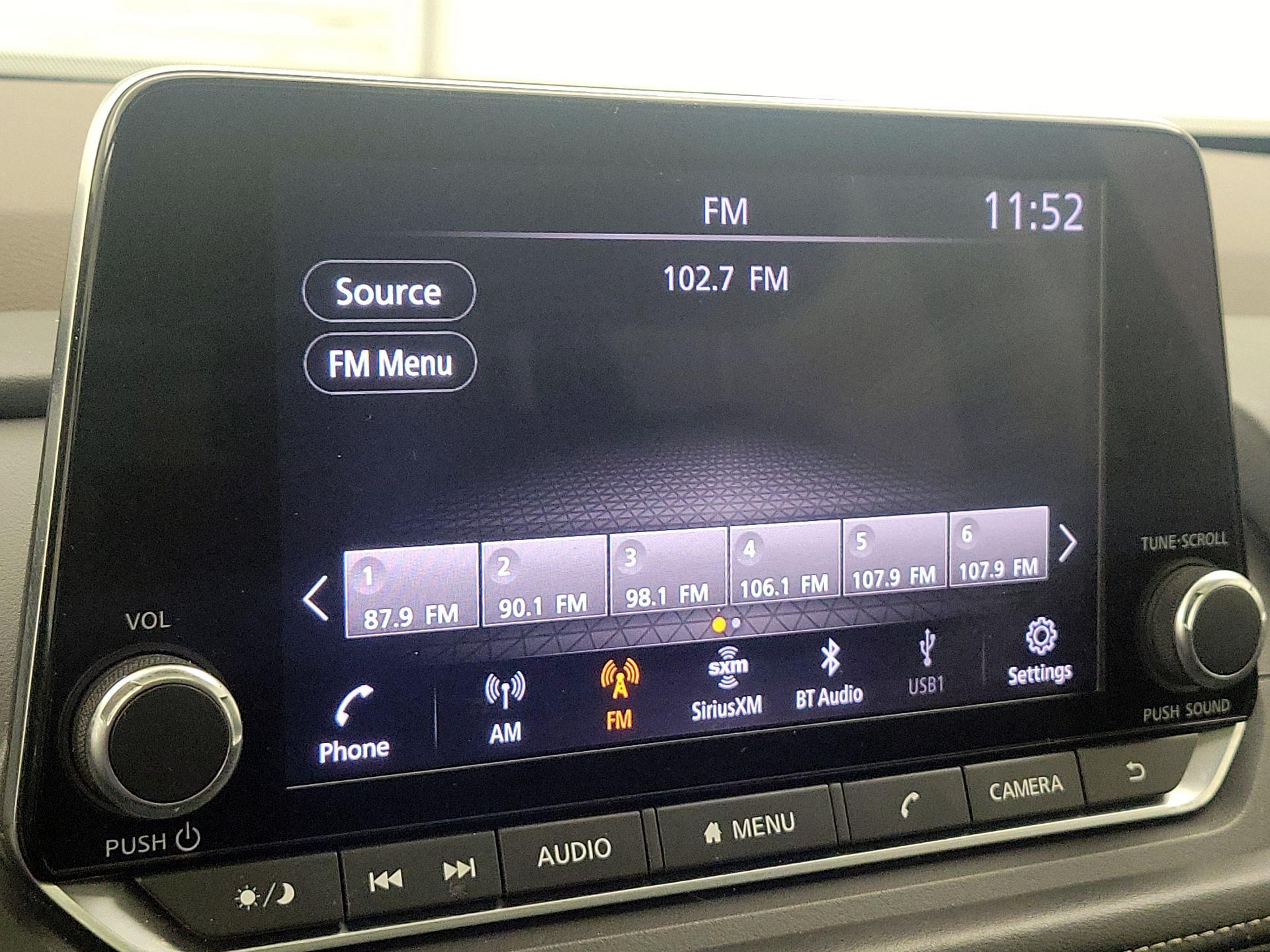 Thumbnail: 2022 Nissan Rogue - 15