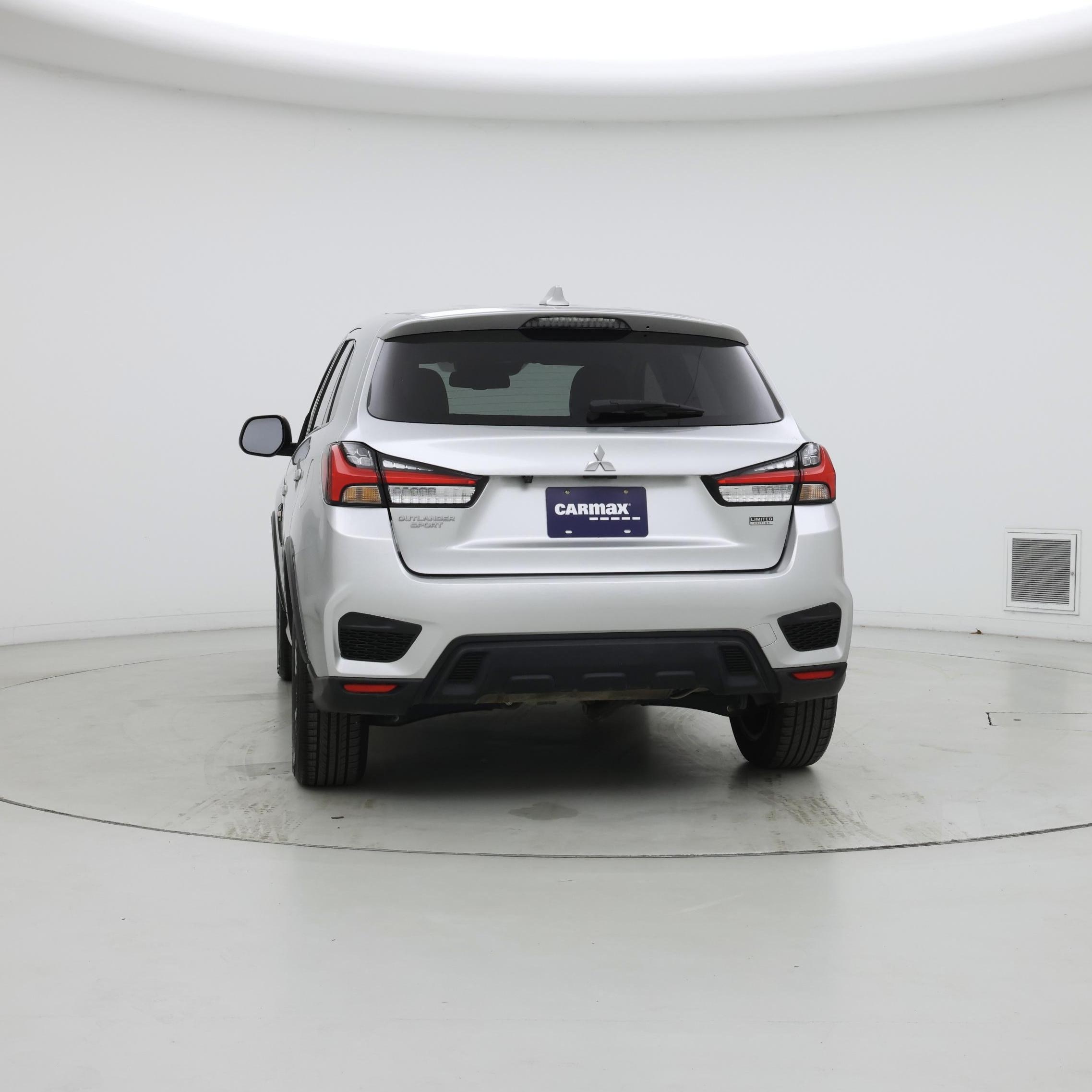 Thumbnail: 2023 Mitsubishi Outlander Sport - 6