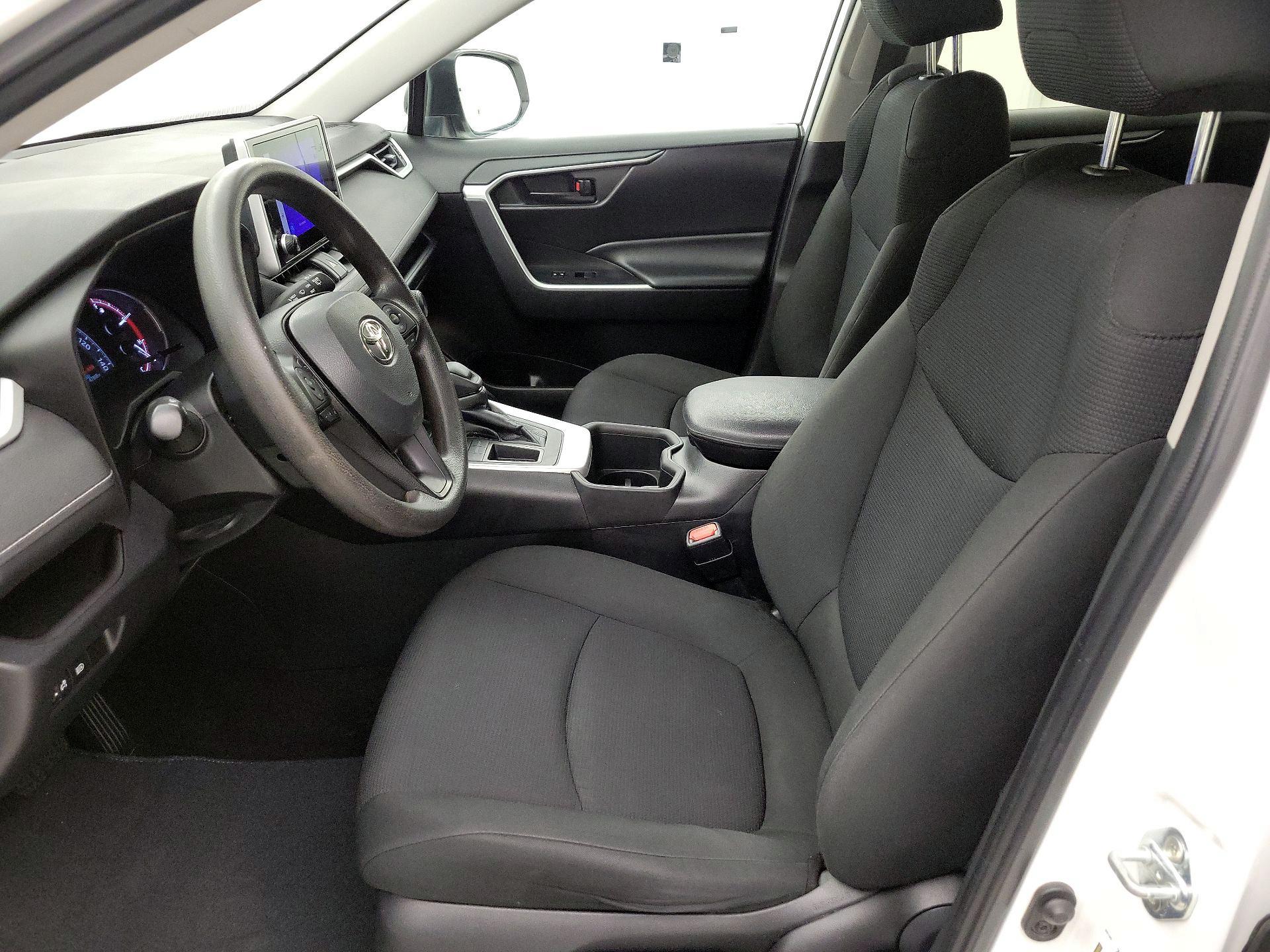 Thumbnail: 2023 Toyota RAV4 - 11