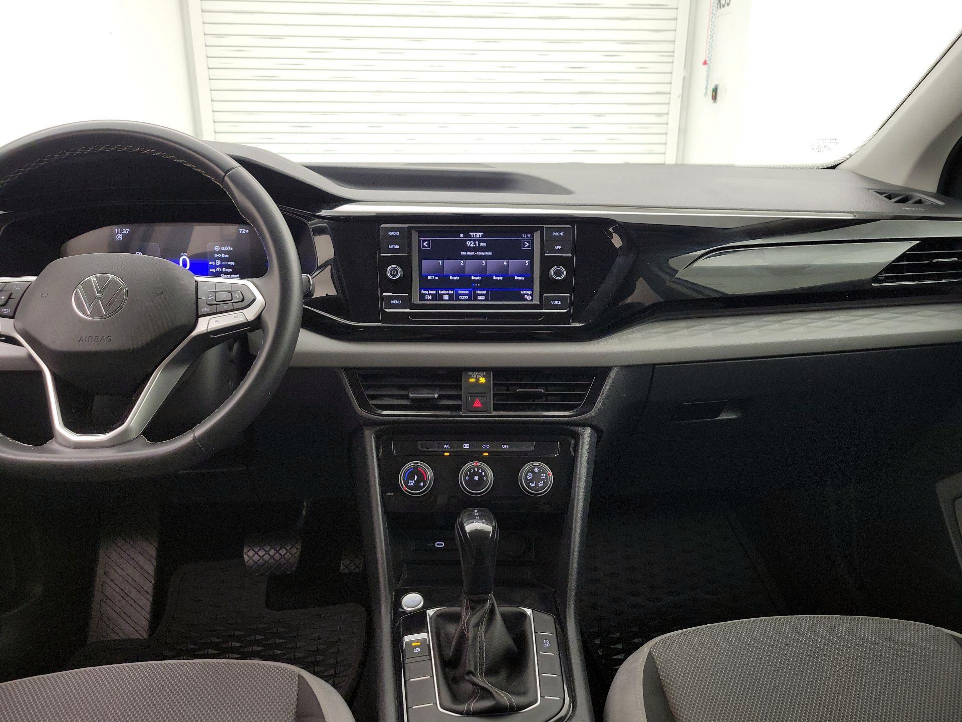 Thumbnail: 2023 Volkswagen Taos - 9