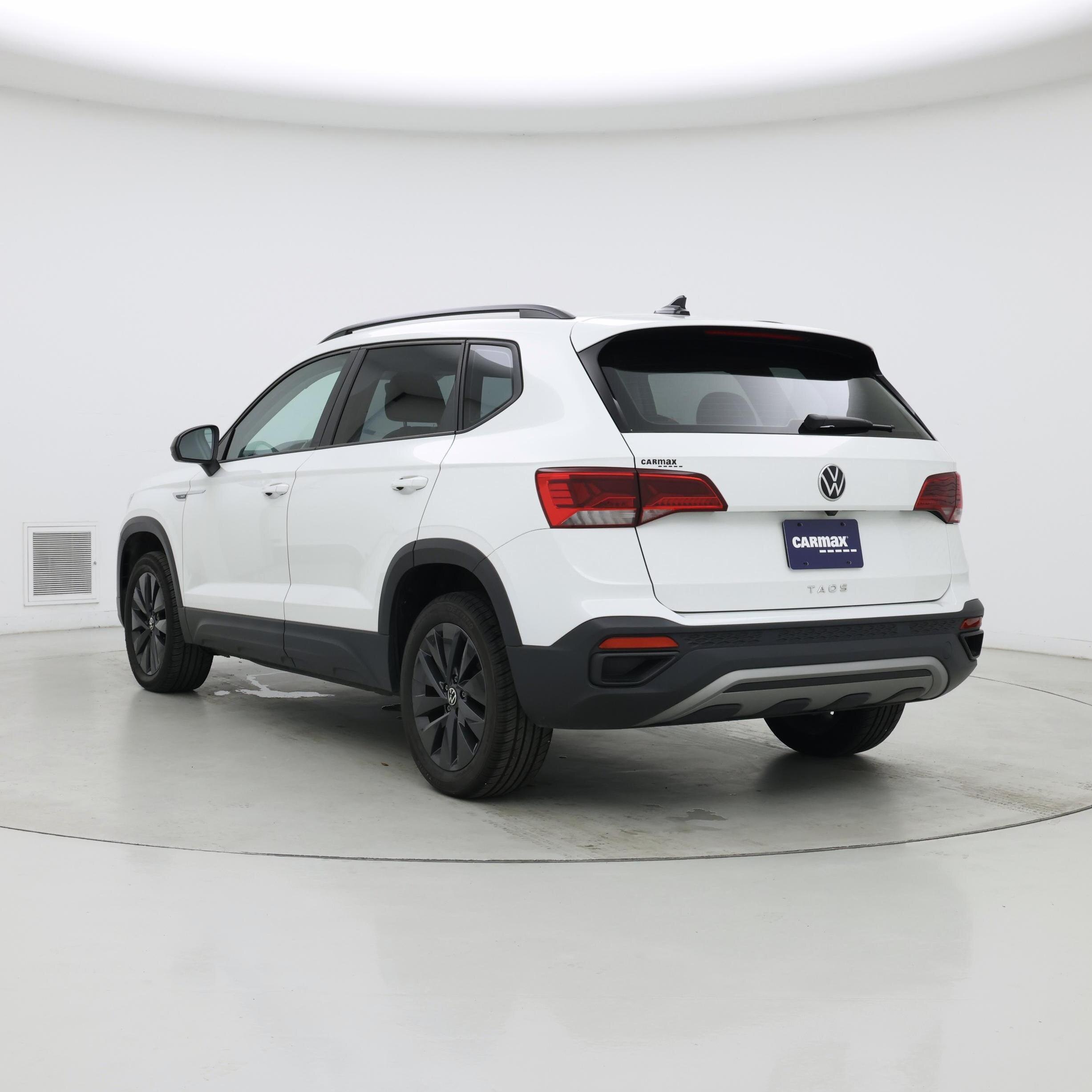 Thumbnail: 2023 Volkswagen Taos - 2