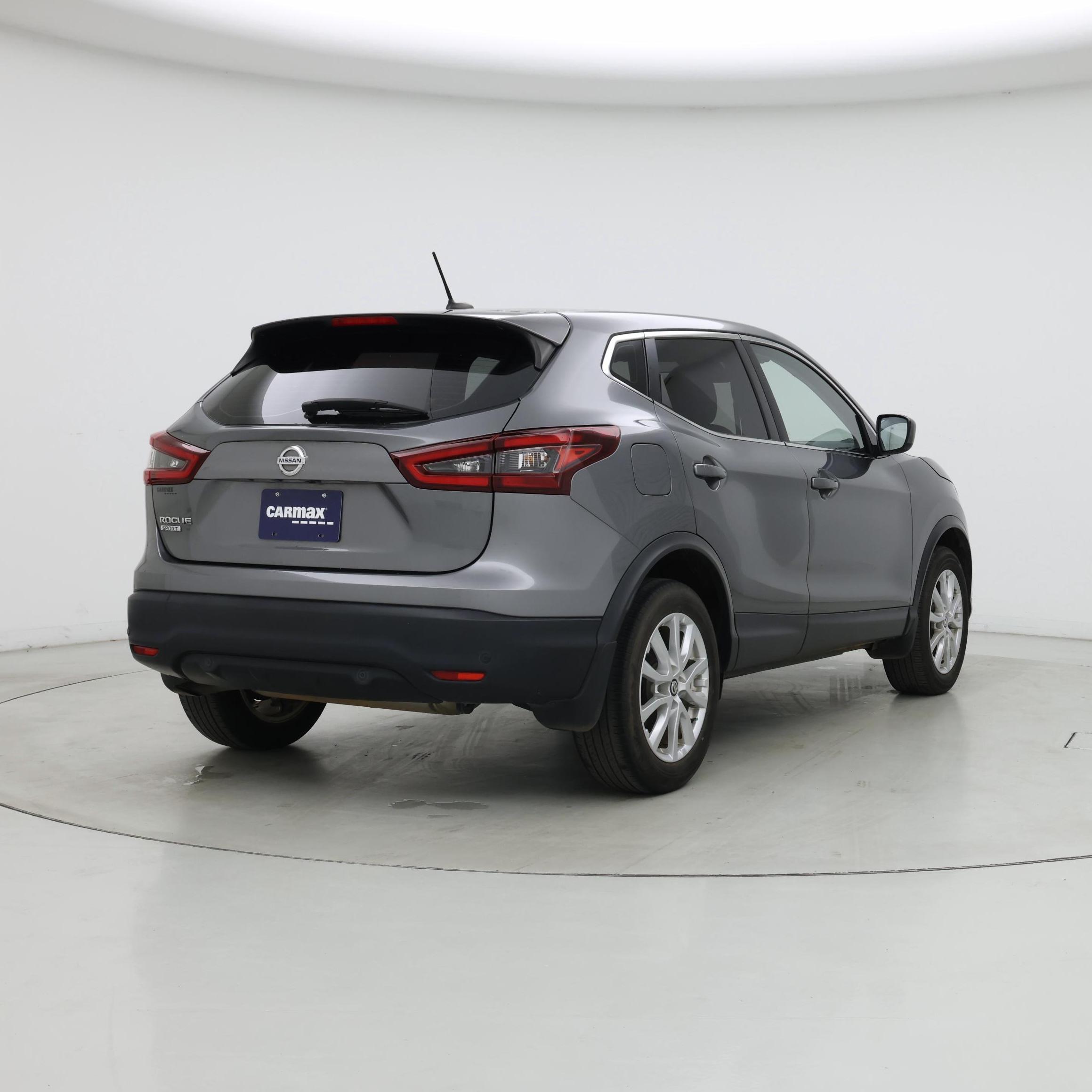 Thumbnail: 2022 Nissan Rogue Sport - 8