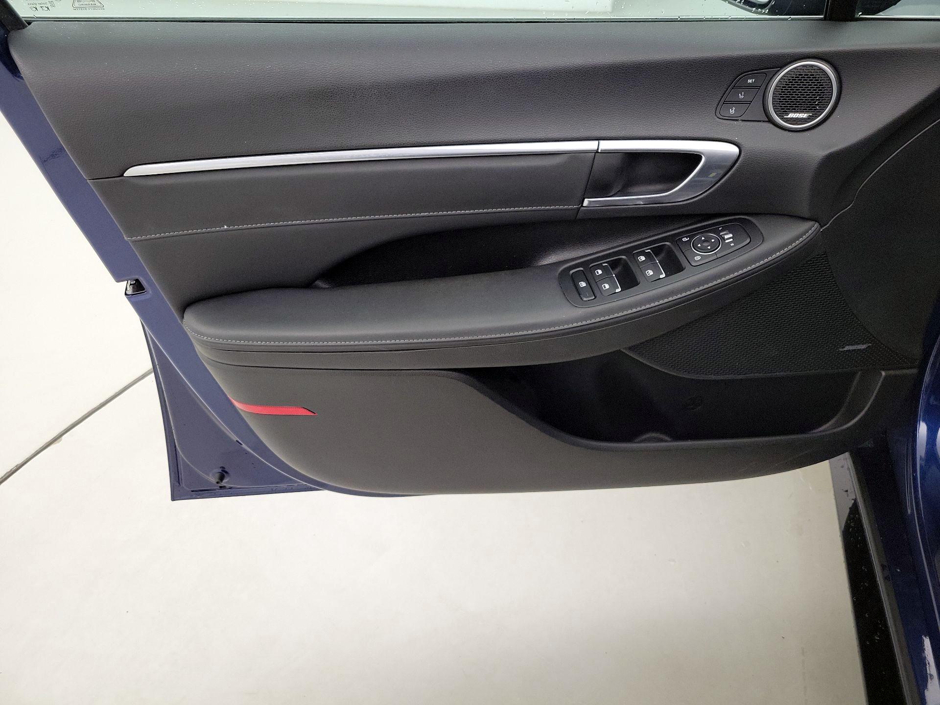 Thumbnail: 2022 Hyundai Sonata - 12