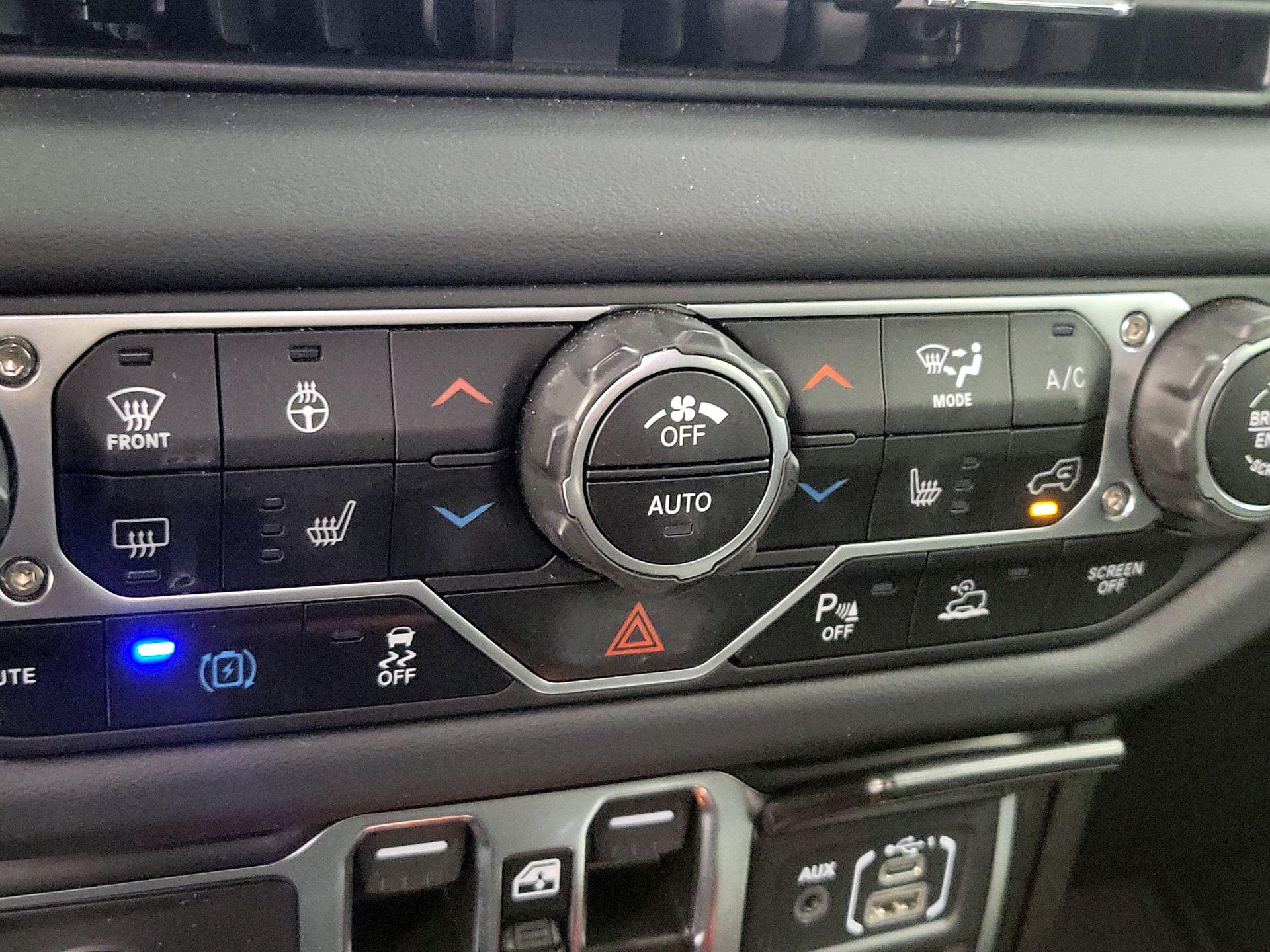 Thumbnail: 2024 Jeep Wrangler - 16