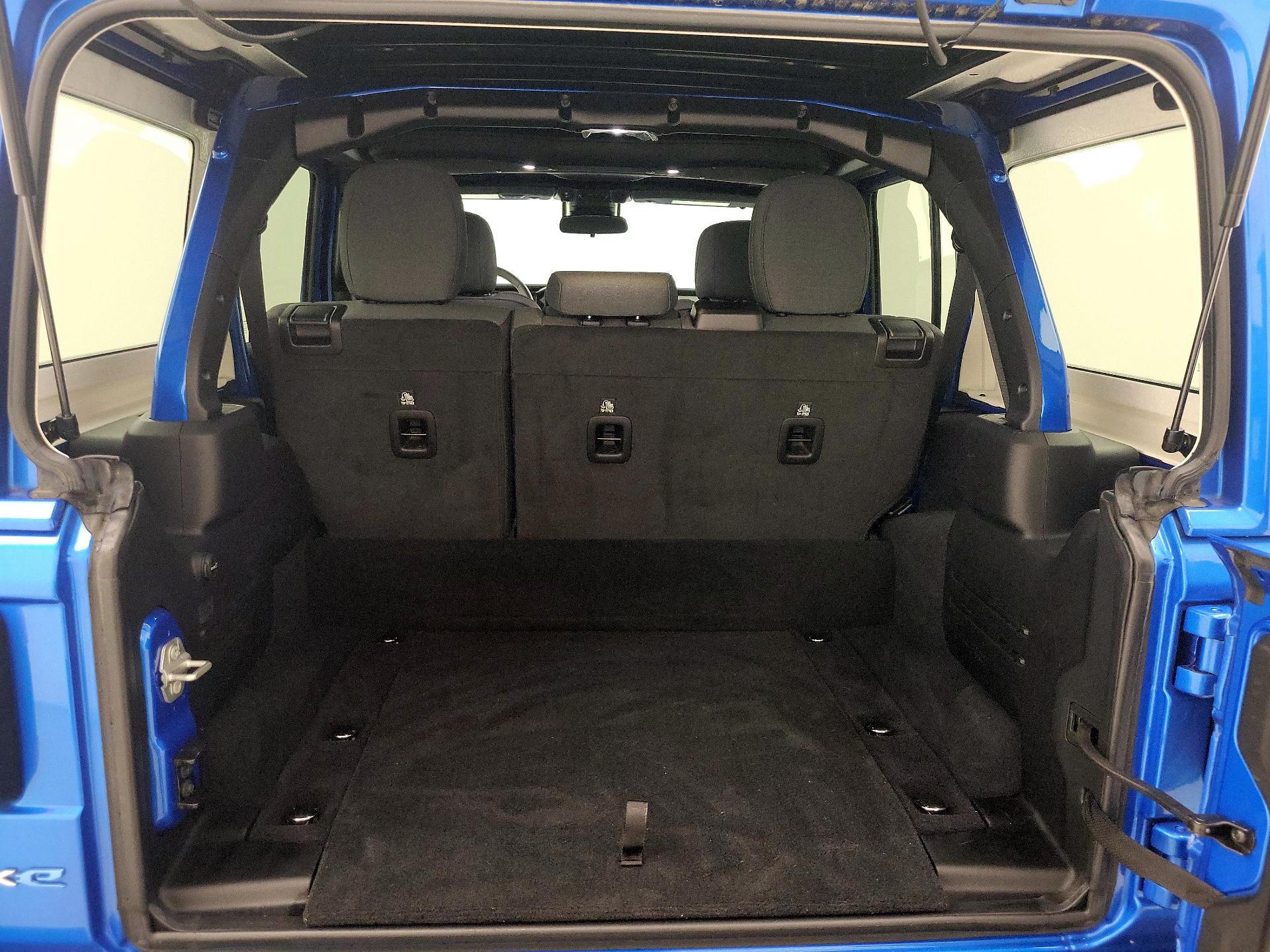 Thumbnail: 2024 Jeep Wrangler - 20