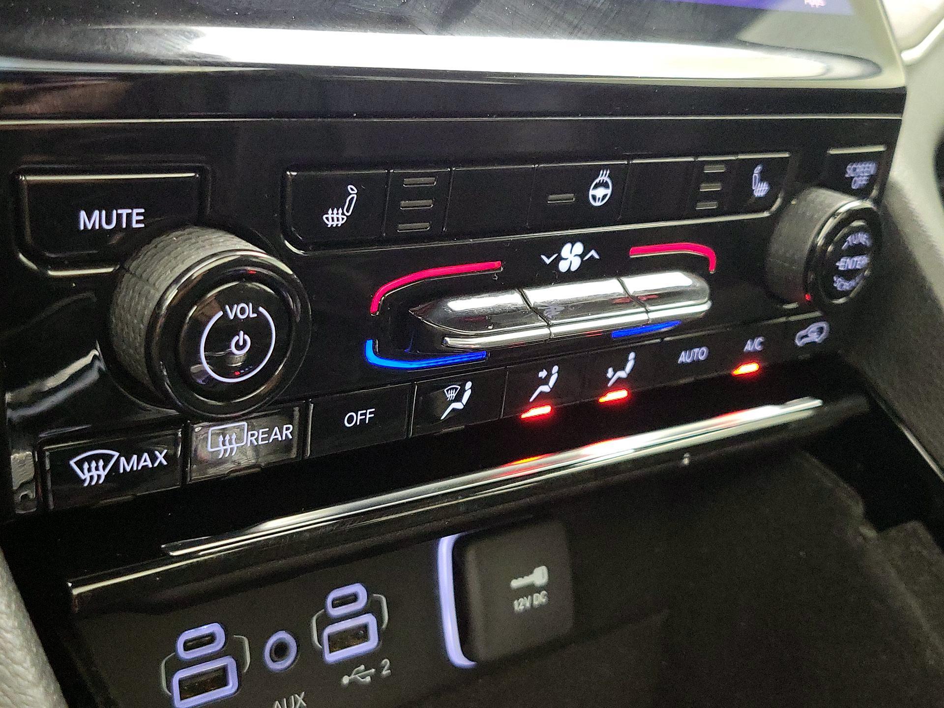 Thumbnail: 2021 Jeep Grand Cherokee L - 16