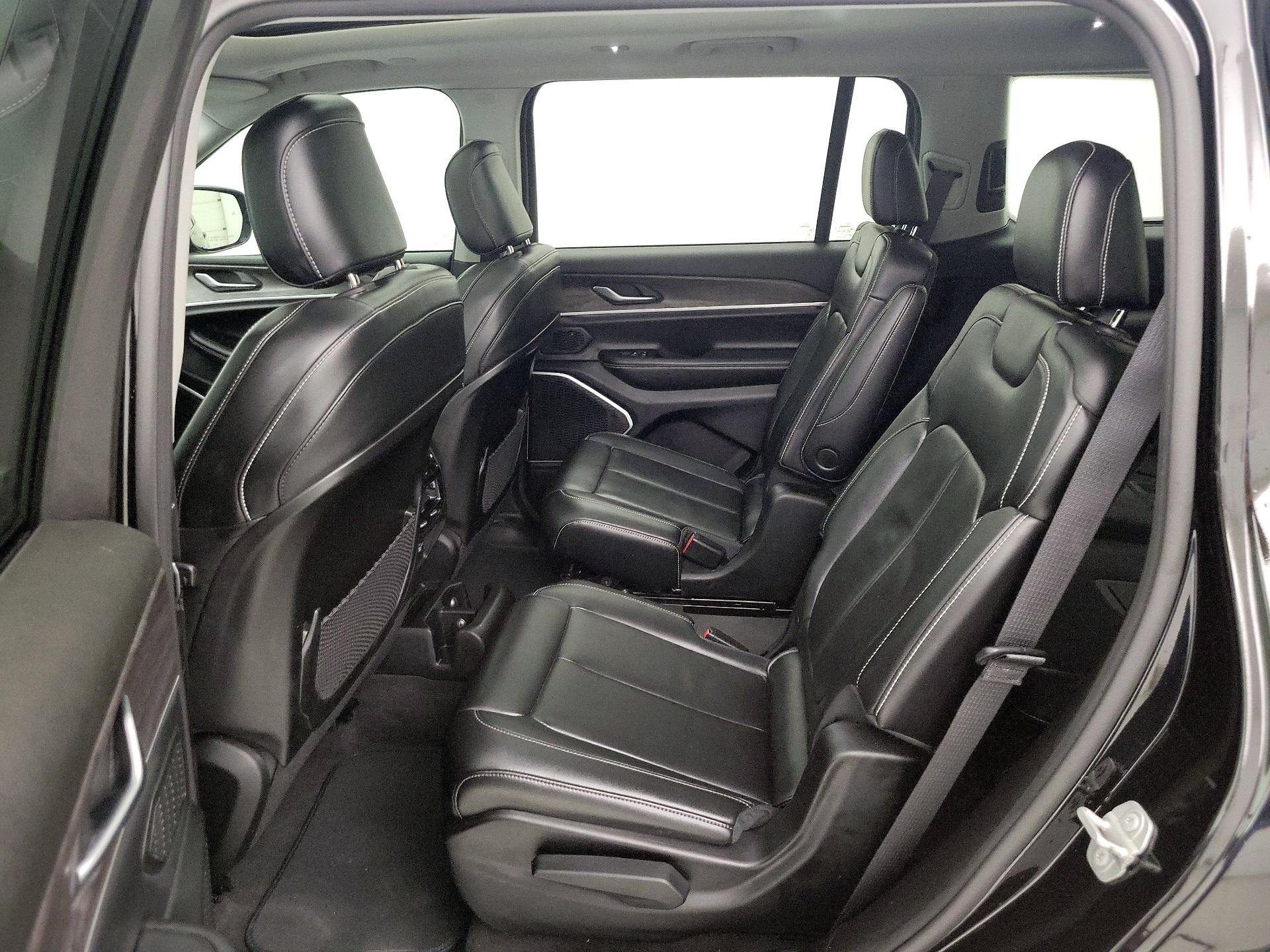 Thumbnail: 2021 Jeep Grand Cherokee L - 20