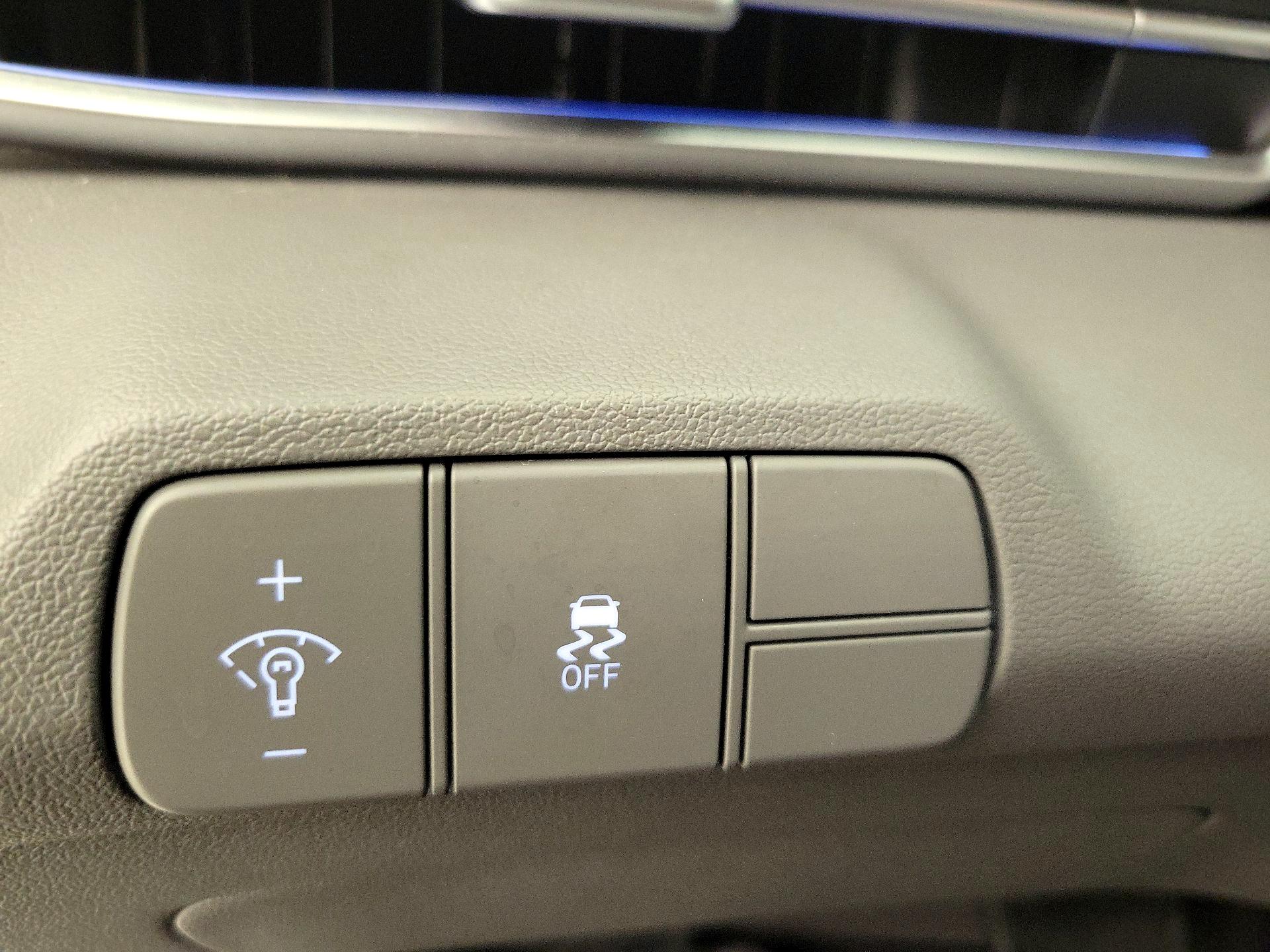 Thumbnail: 2024 Hyundai Elantra - 13