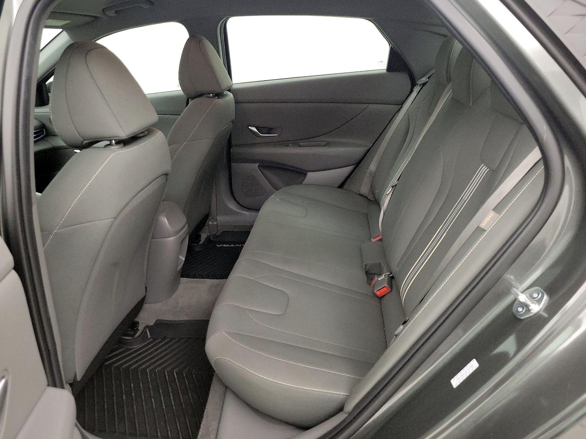 Thumbnail: 2024 Hyundai Elantra - 20