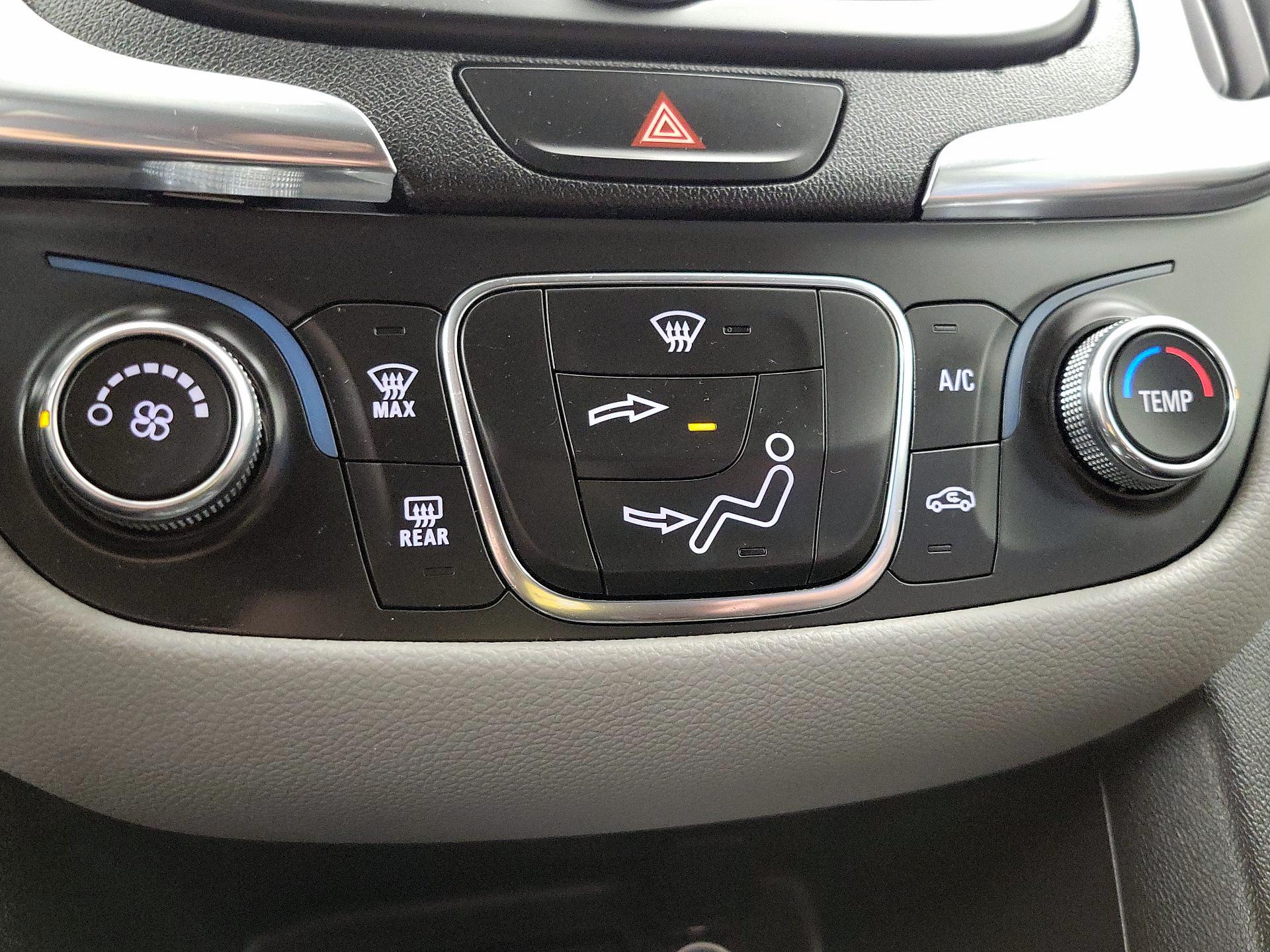 Thumbnail: 2021 Chevrolet Equinox - 16