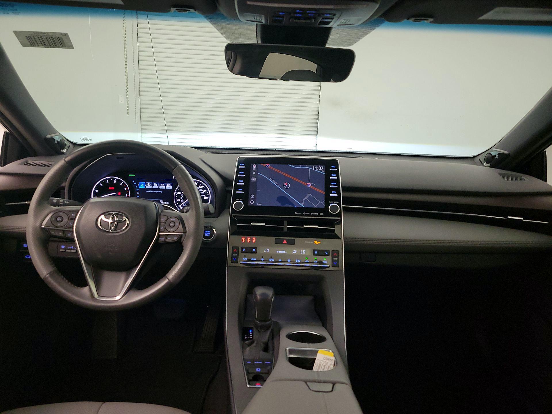 Thumbnail: 2020 Toyota Avalon - 9