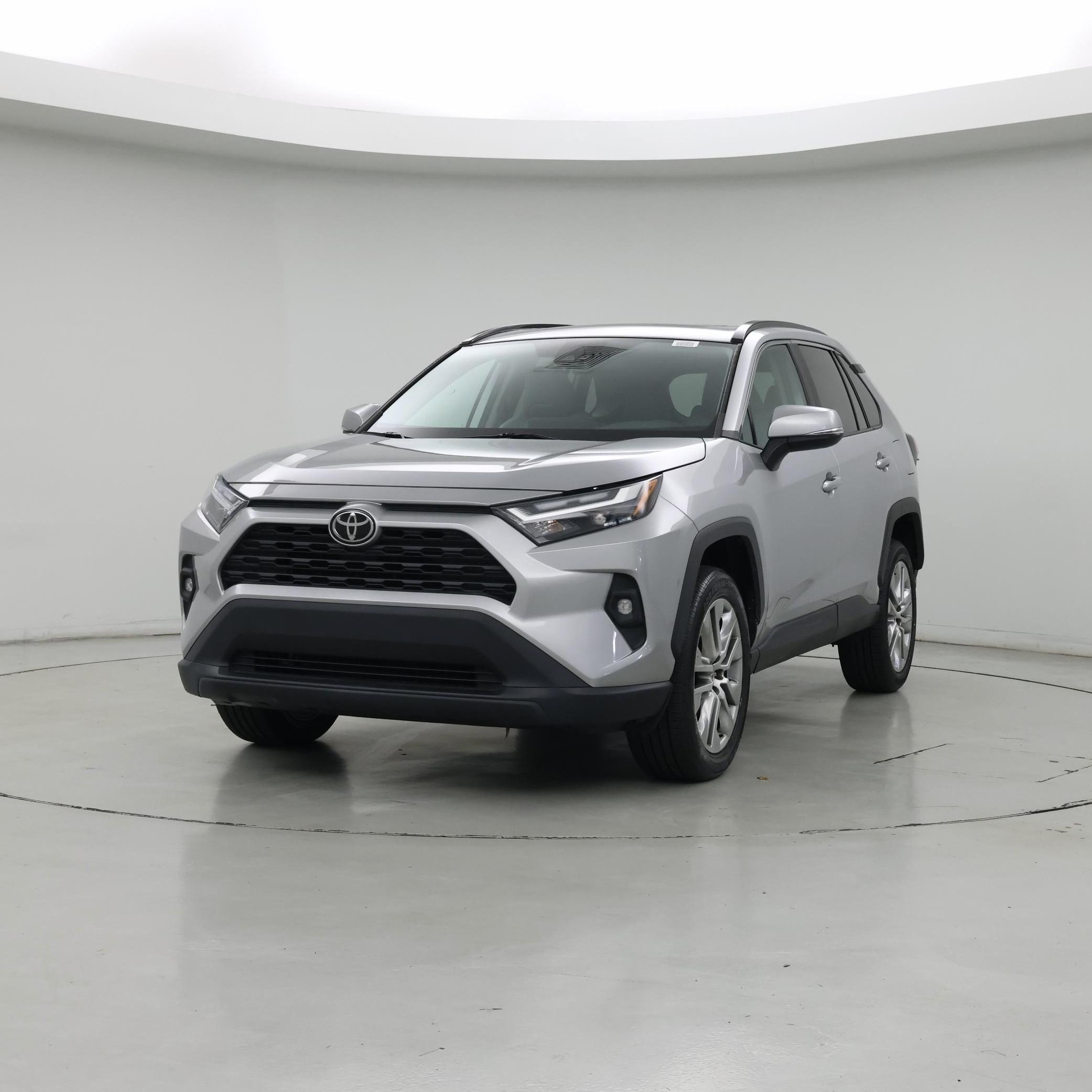 Thumbnail: 2022 Toyota RAV4 - 4