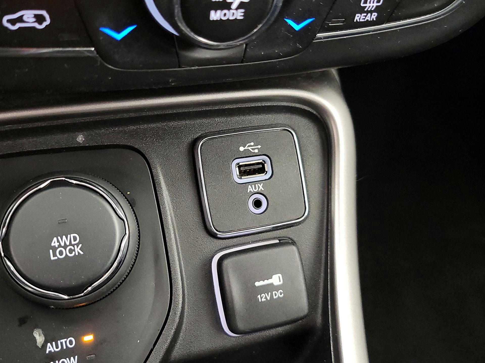 Thumbnail: 2018 Jeep Compass - 18