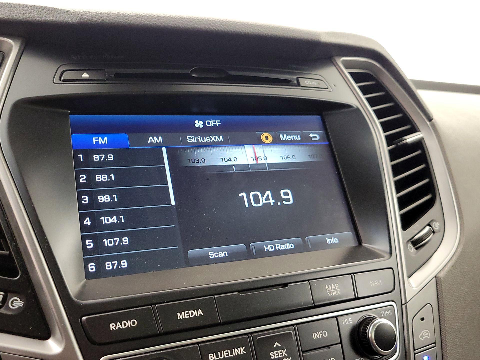 Thumbnail: 2018 Hyundai Santa Fe - 16