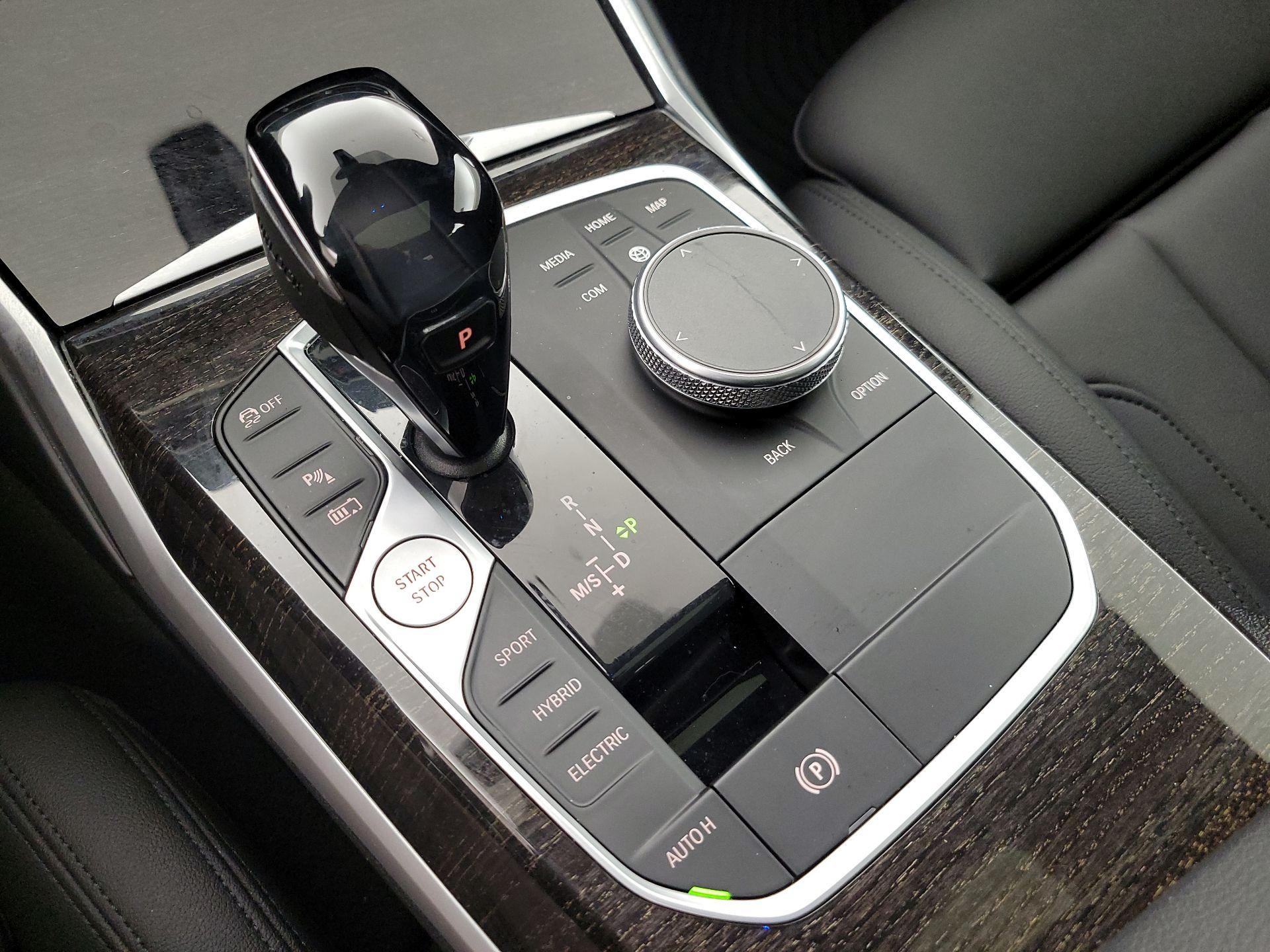 Thumbnail: 2021 BMW 3 Series - 18