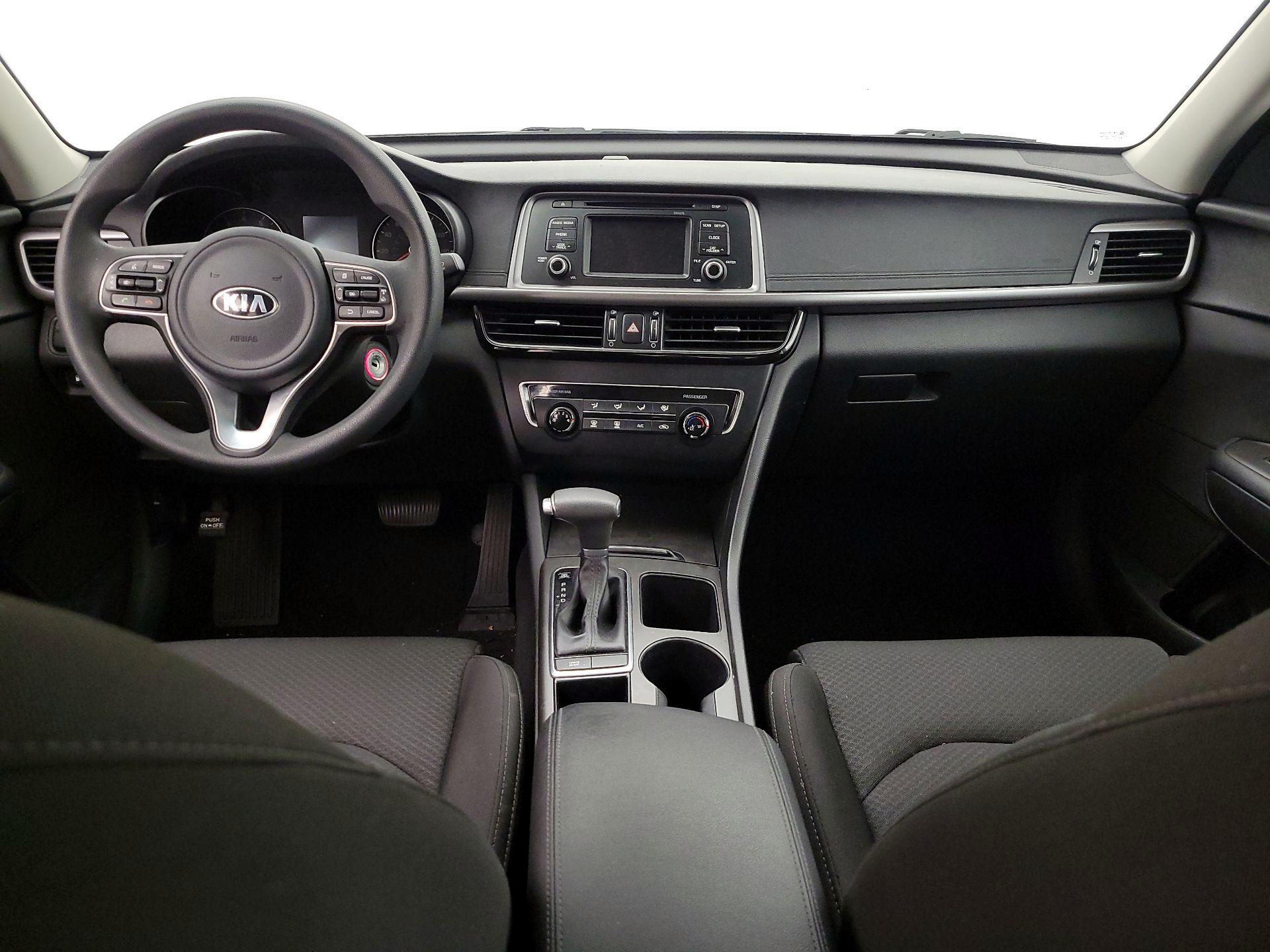 Thumbnail: 2017 Kia Optima - 9