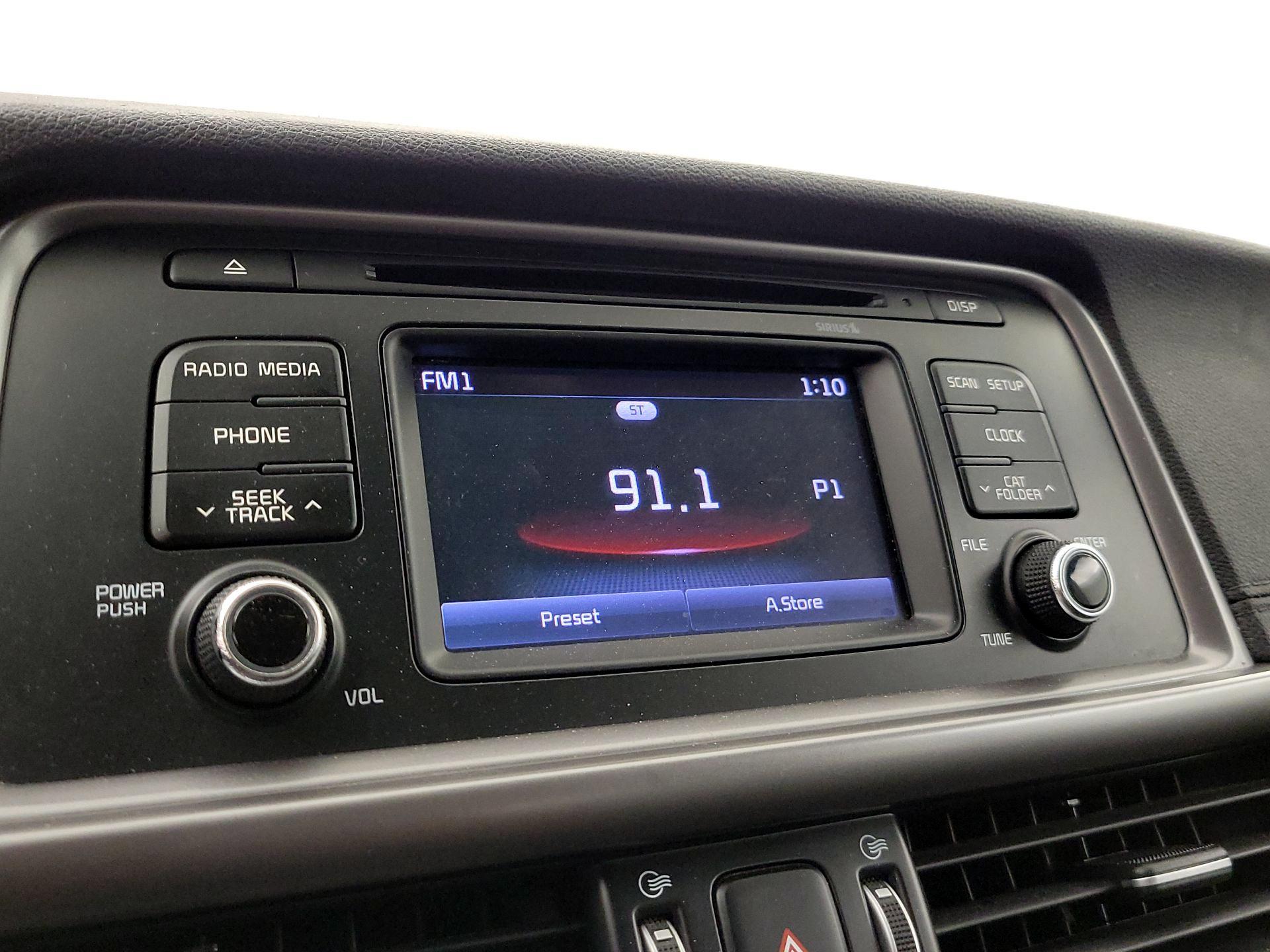 Thumbnail: 2017 Kia Optima - 15