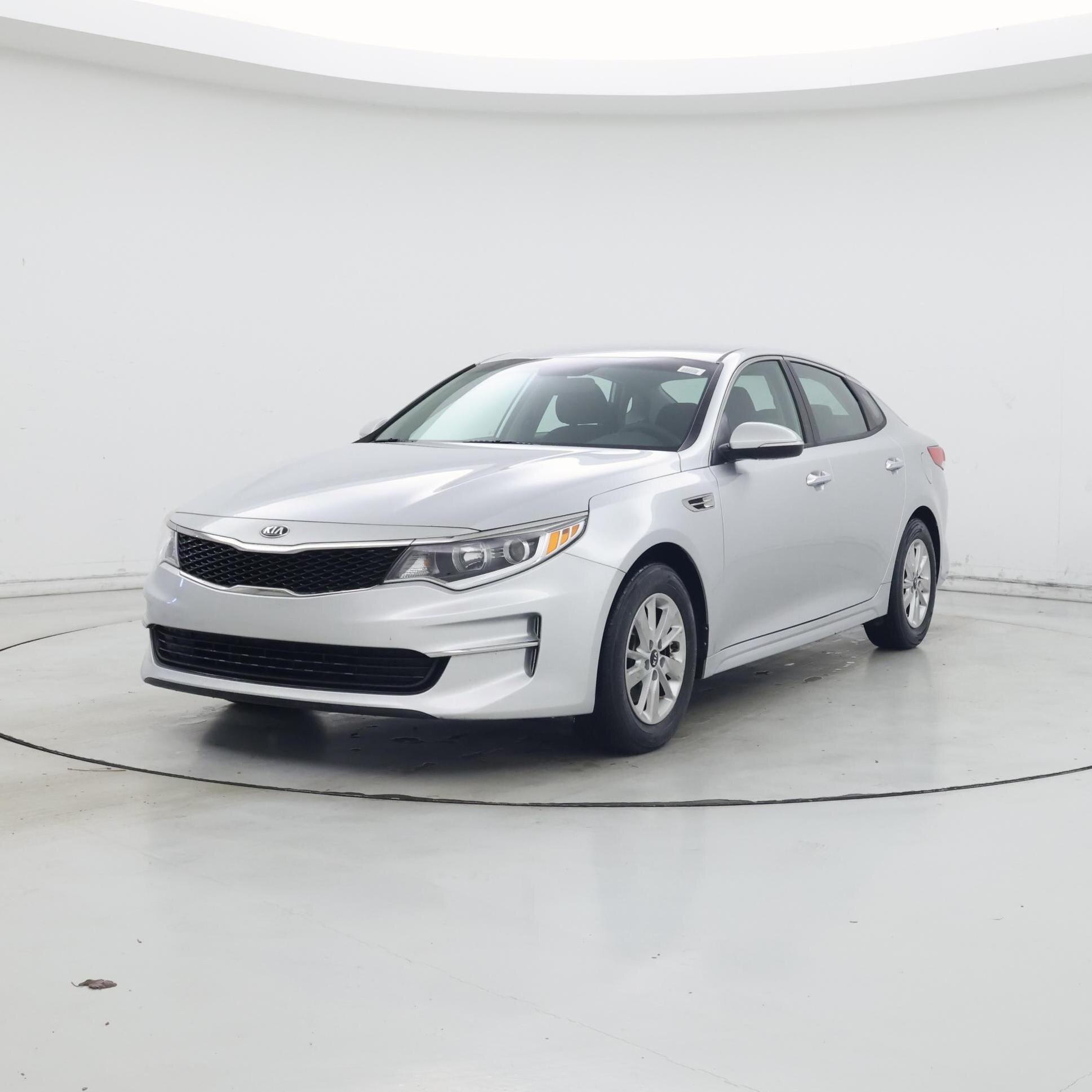 Thumbnail: 2017 Kia Optima - 4