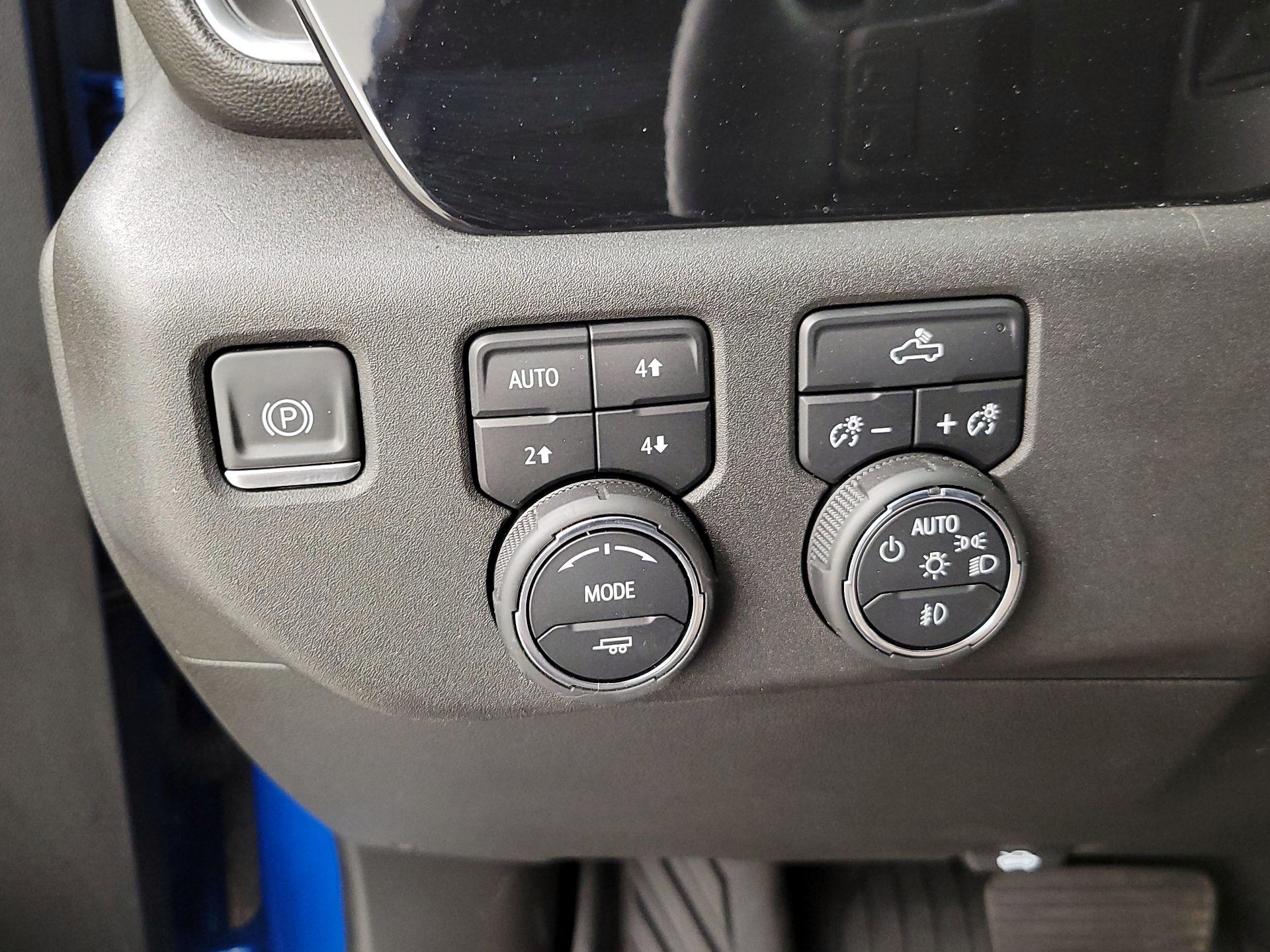 Thumbnail: 2023 Chevrolet Silverado 1500 - 13