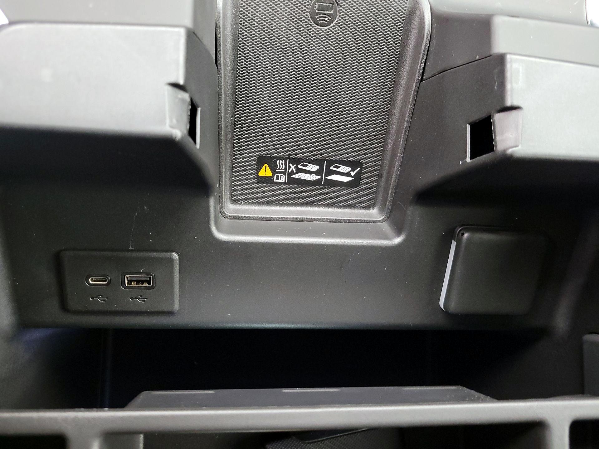 Thumbnail: 2023 Chevrolet Silverado 1500 - 19