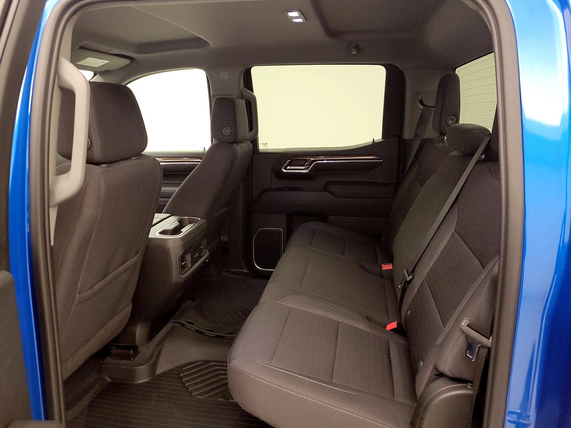 Thumbnail: 2023 Chevrolet Silverado 1500 - 20