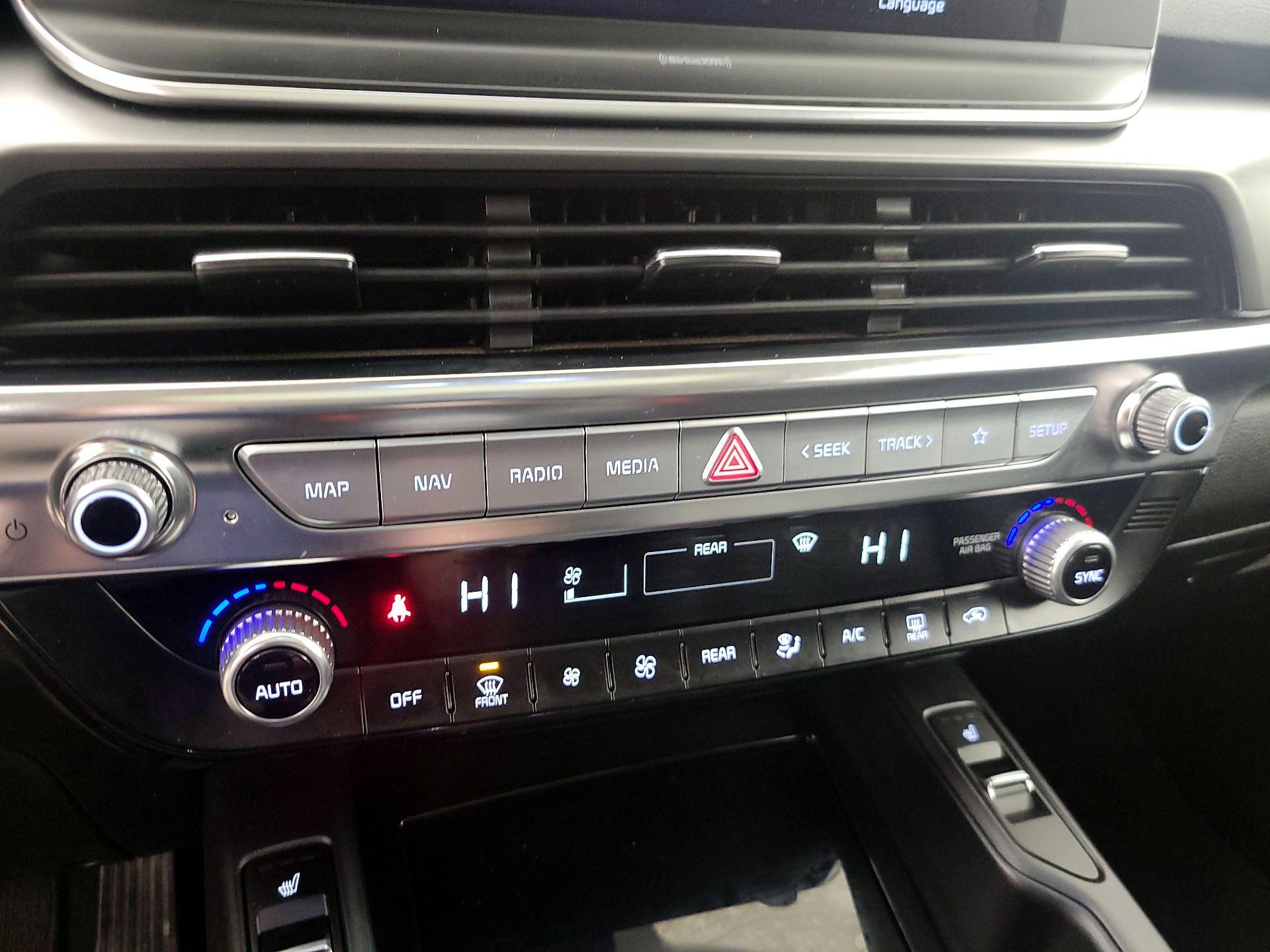 Thumbnail: 2022 Kia Telluride - 17