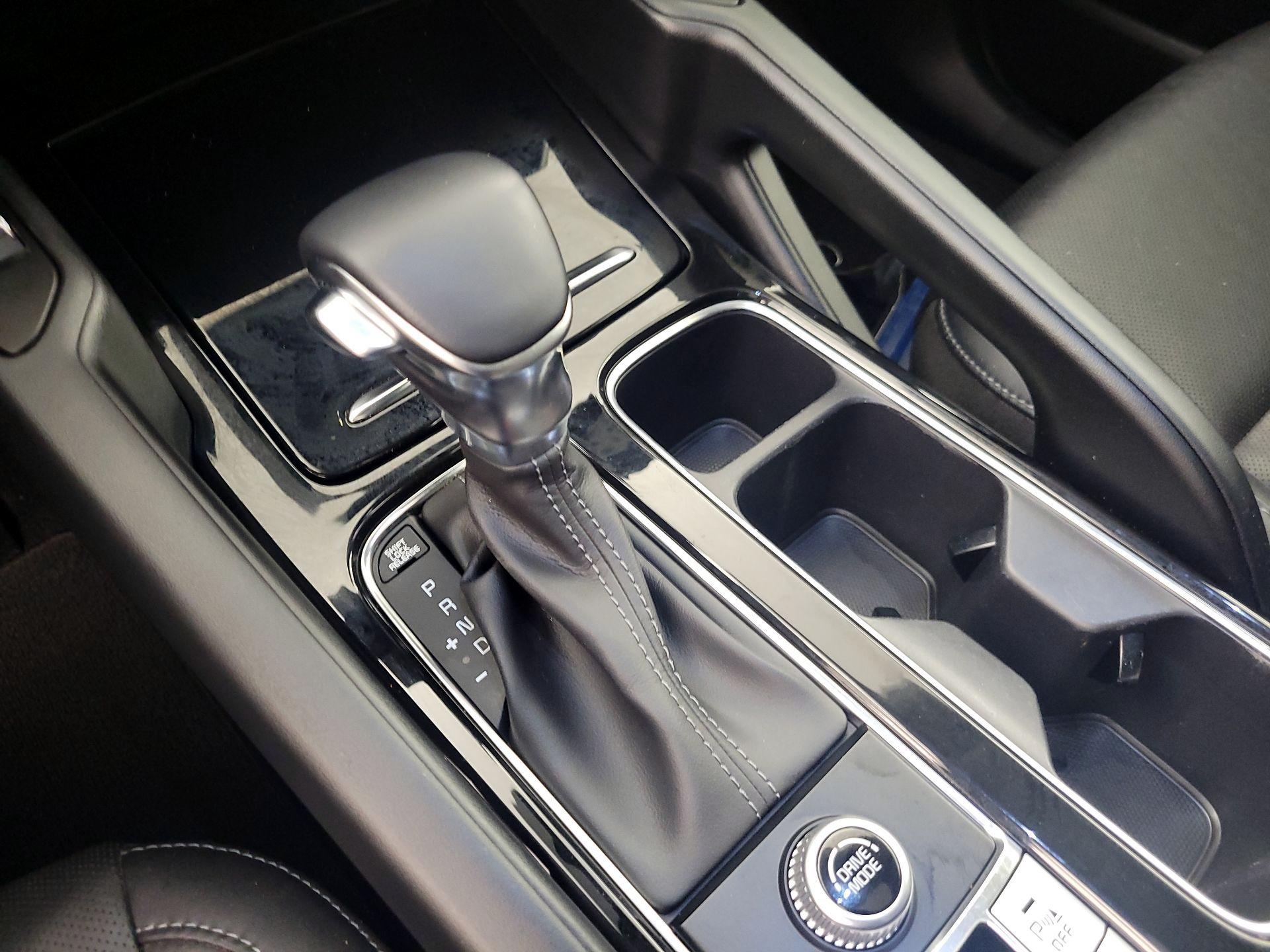 Thumbnail: 2022 Kia Telluride - 18