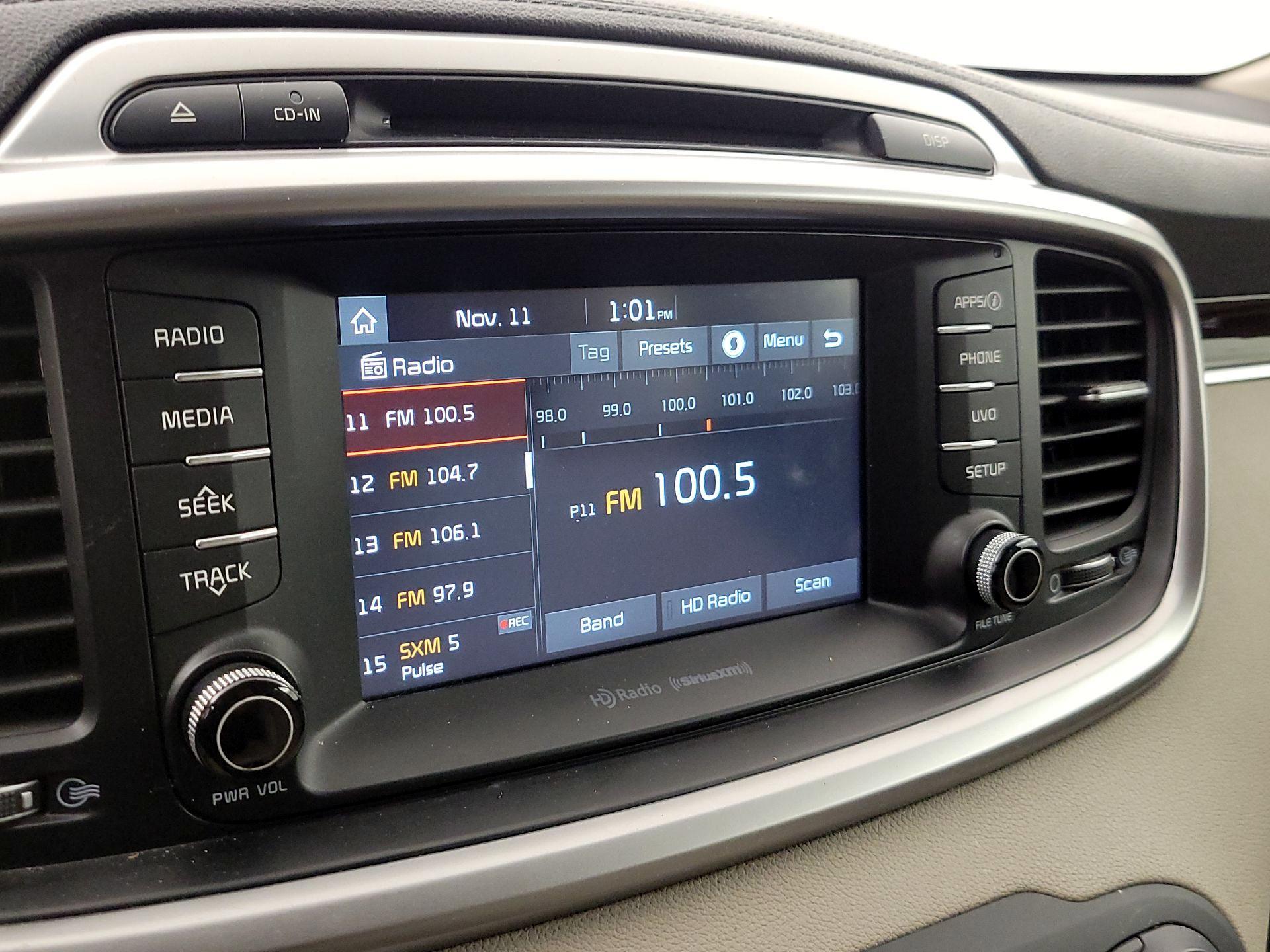 Thumbnail: 2017 Kia Sorento - 15