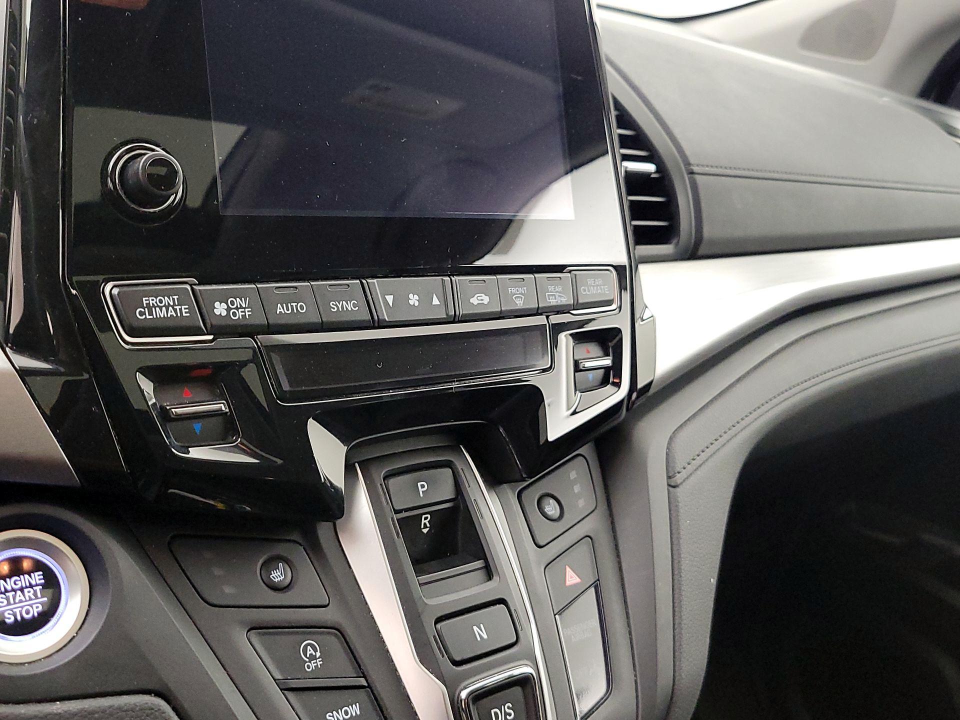 Thumbnail: 2024 Honda Odyssey - 16