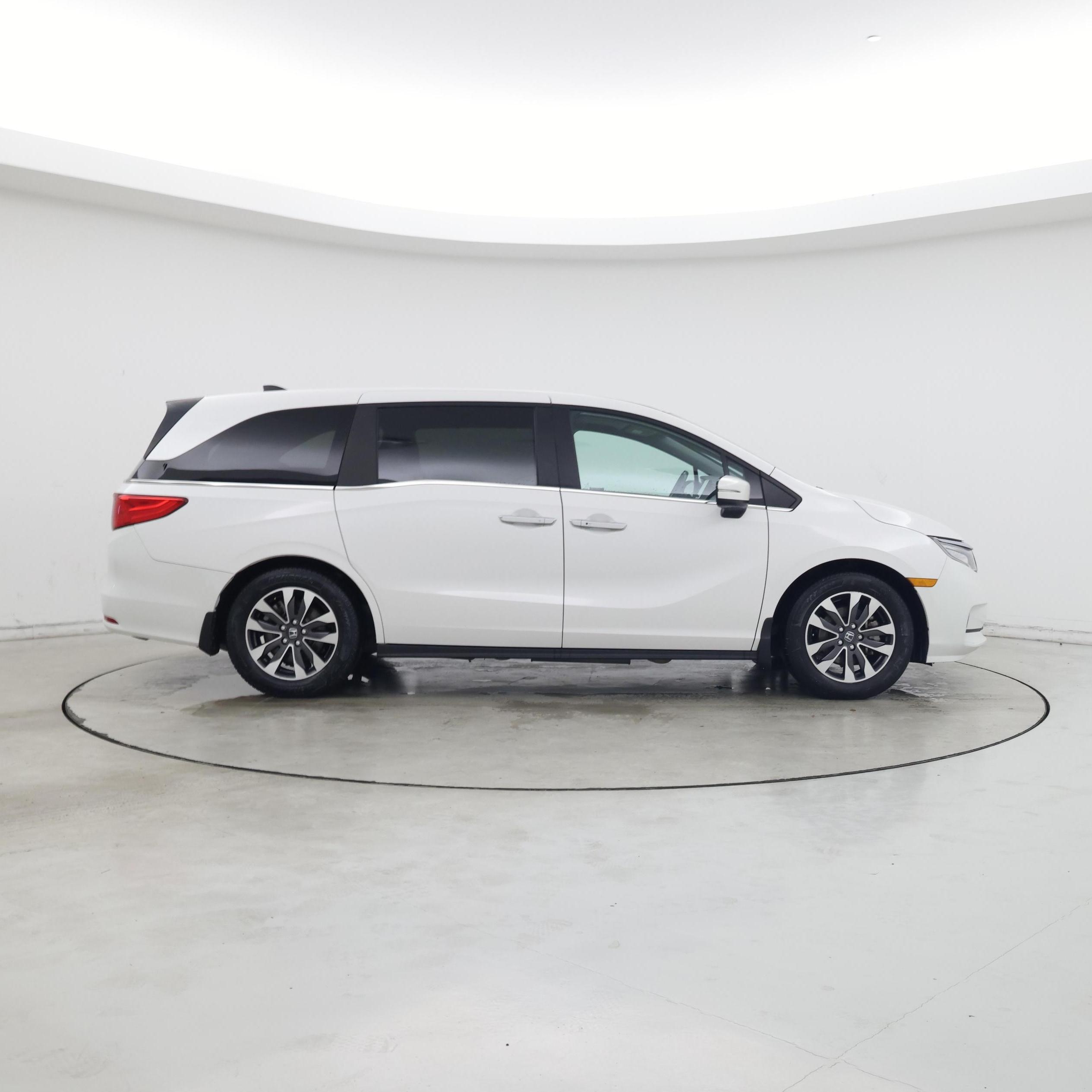 Thumbnail: 2024 Honda Odyssey - 7