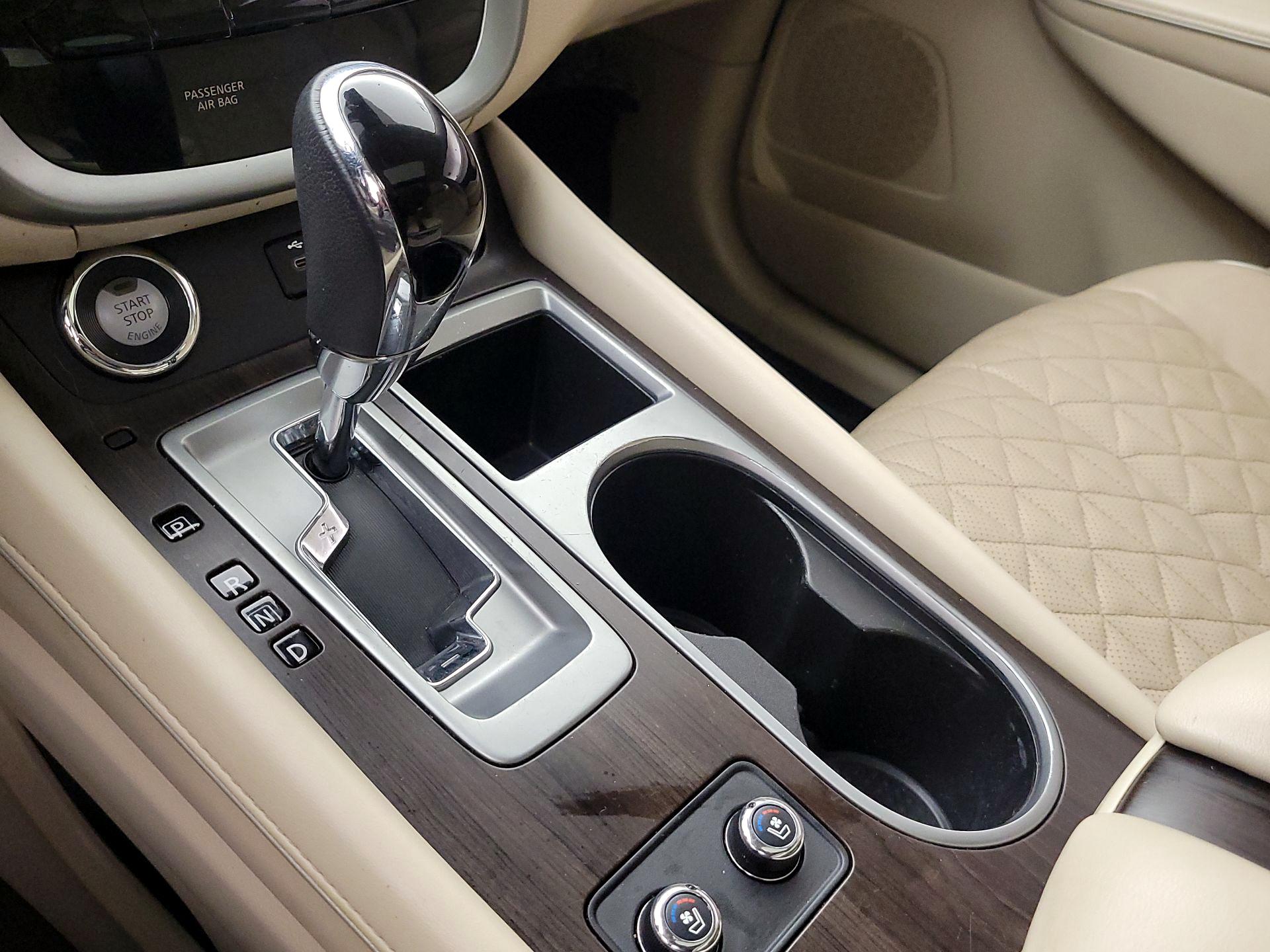 Thumbnail: 2019 Nissan Murano - 18