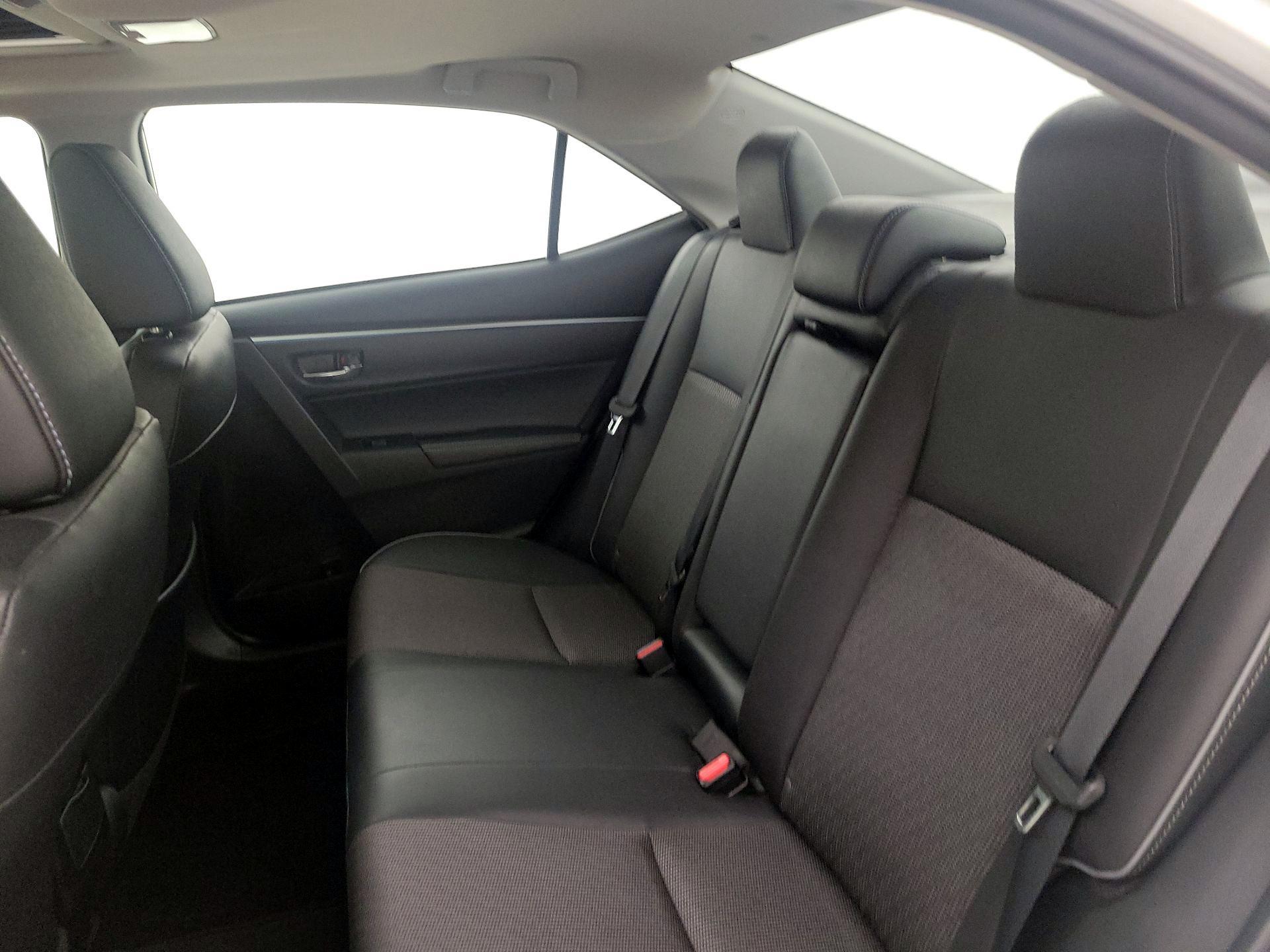 Thumbnail: 2015 Toyota Corolla - 20