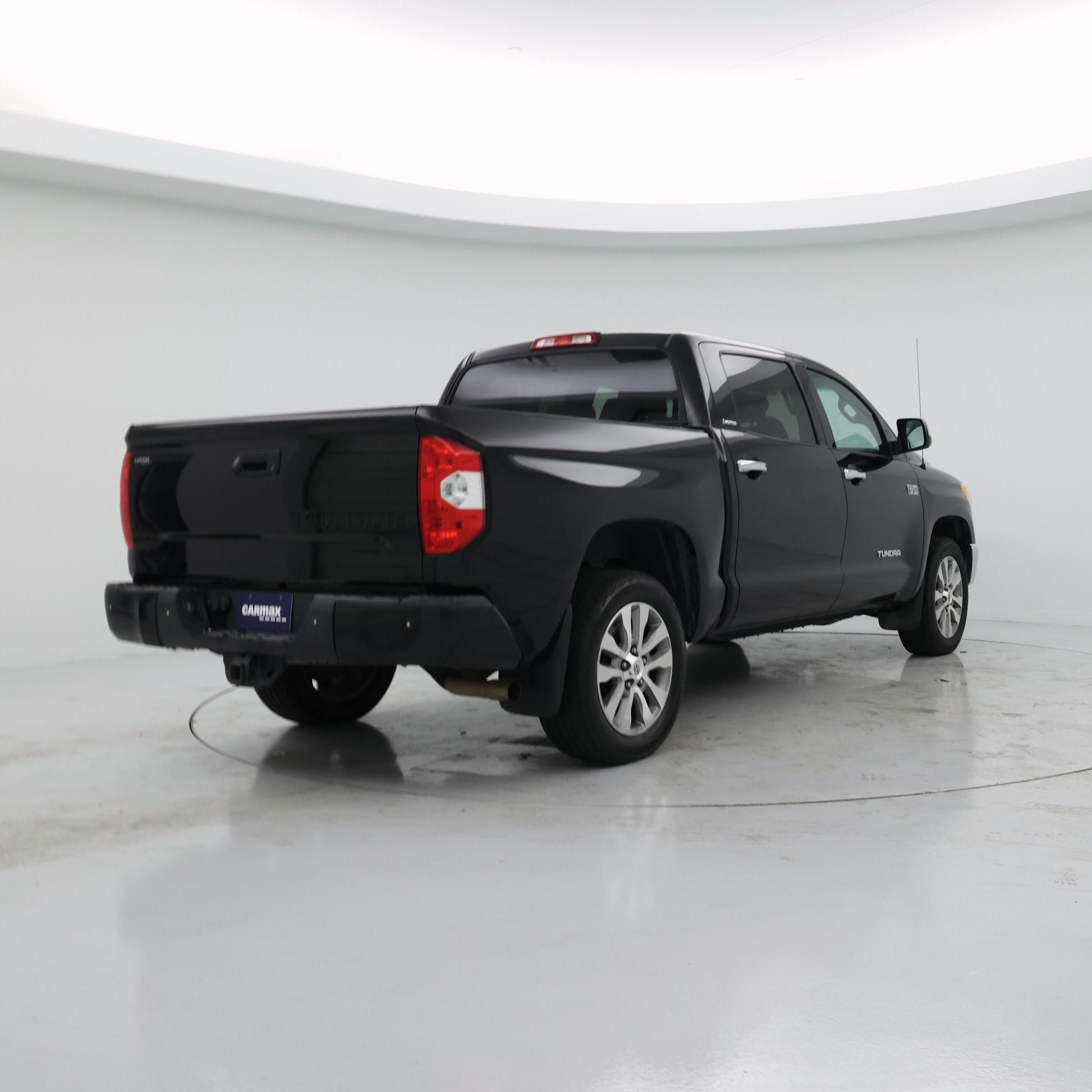 Thumbnail: 2017 Toyota Tundra - 8