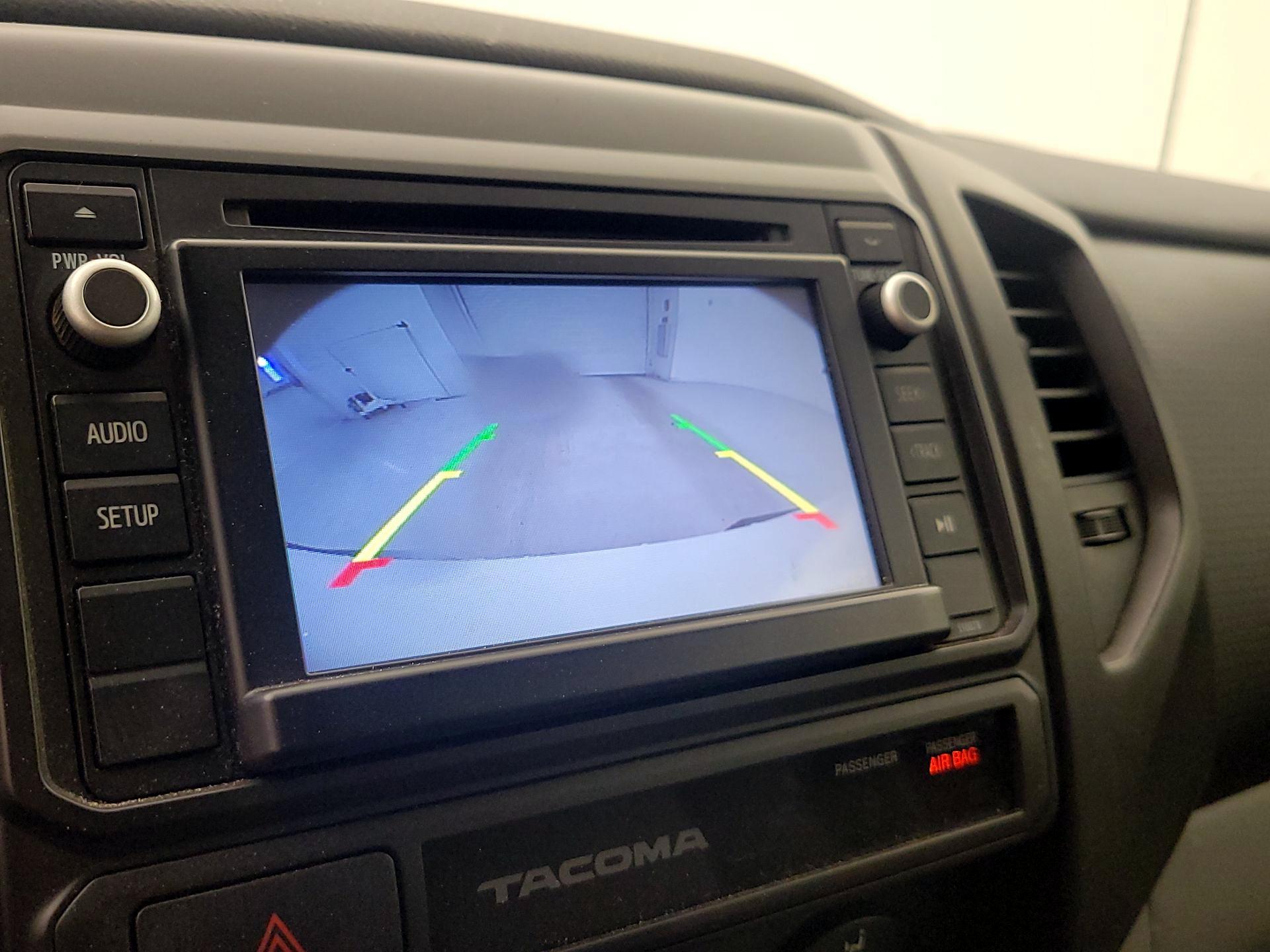 Thumbnail: 2015 Toyota Tacoma - 14