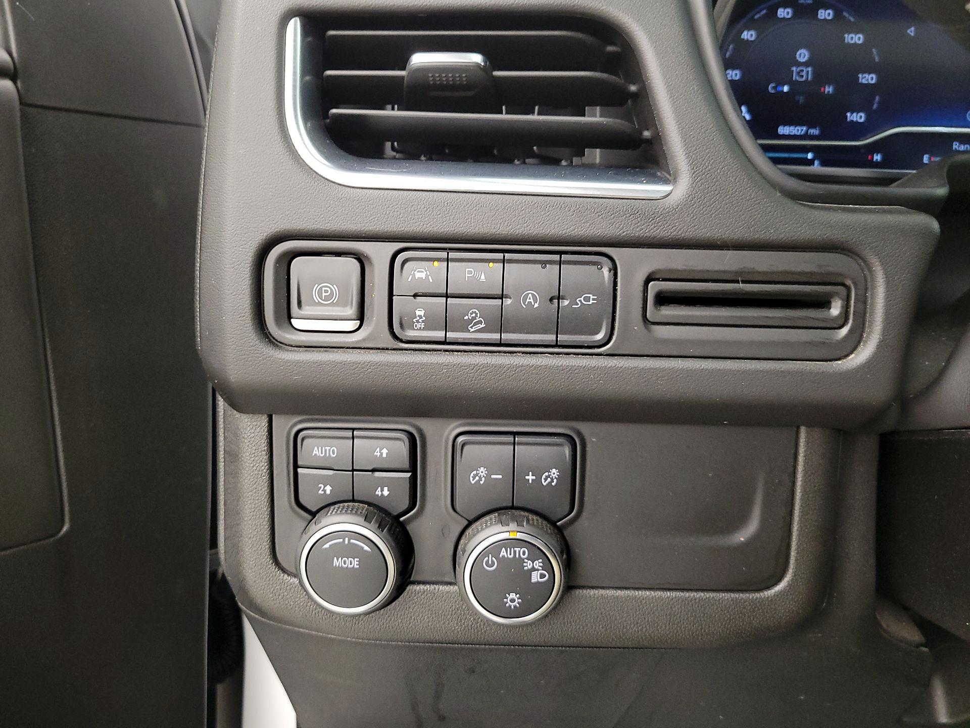 Thumbnail: 2022 Chevrolet Tahoe - 13