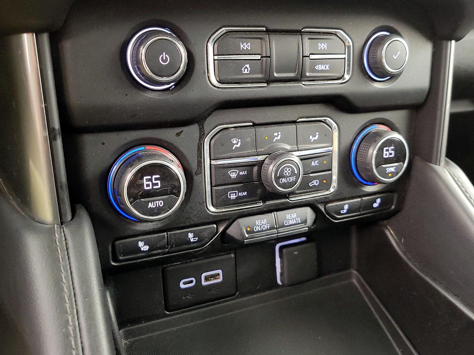 Thumbnail: 2022 Chevrolet Tahoe - 16