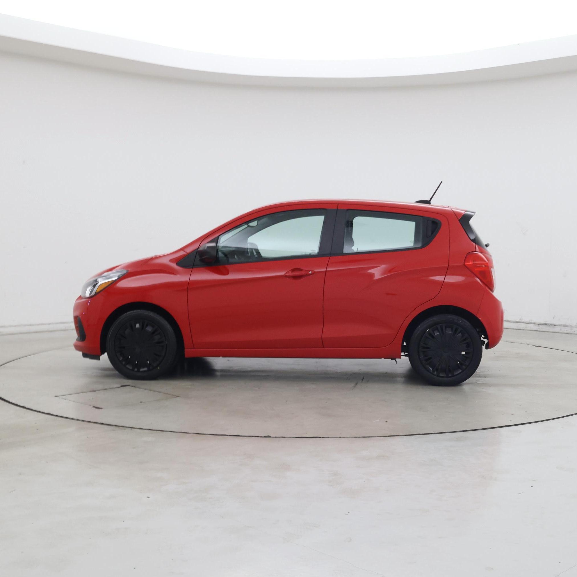 Thumbnail: 2017 Chevrolet Spark - 3