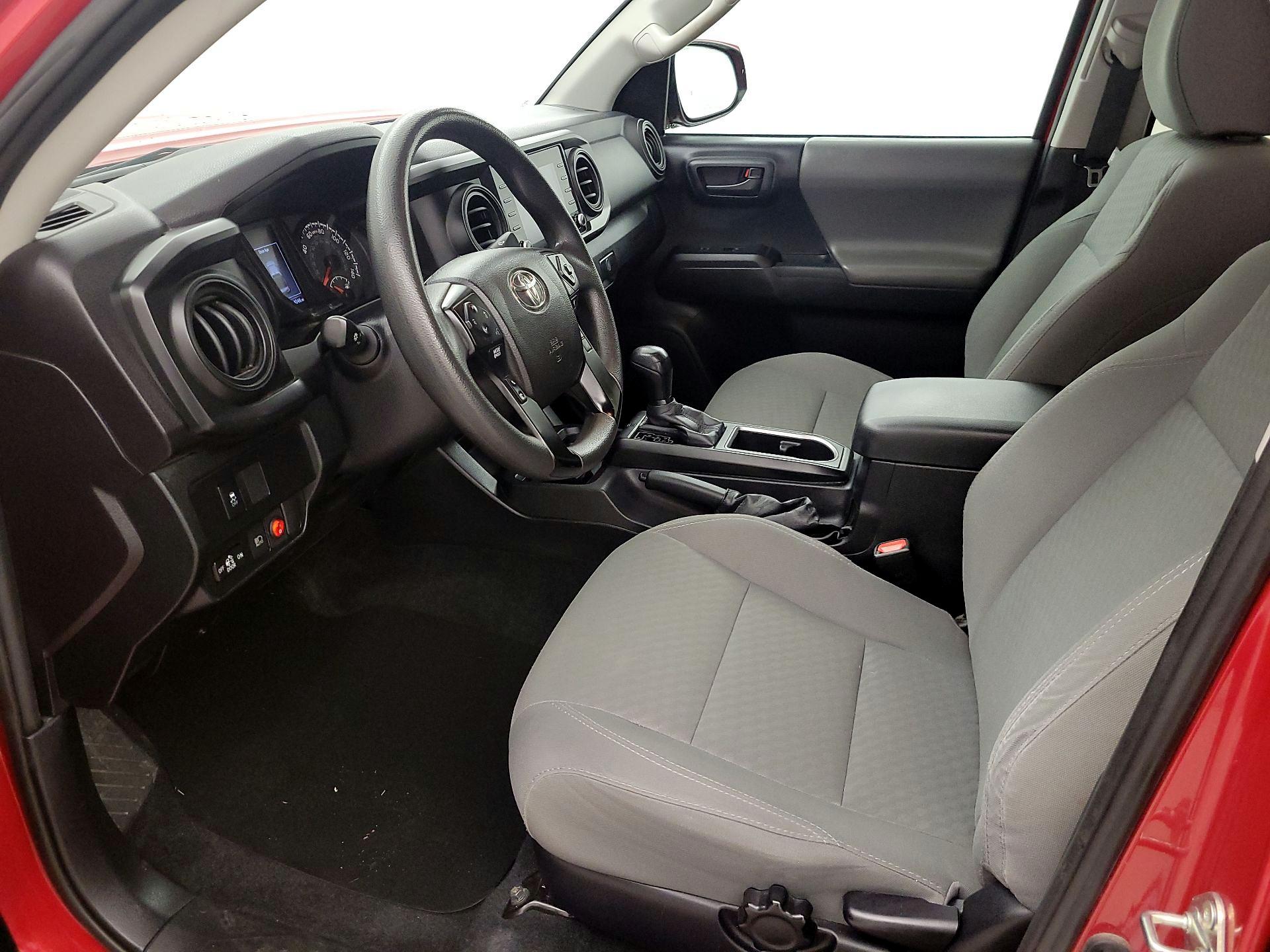 Thumbnail: 2021 Toyota Tacoma - 11