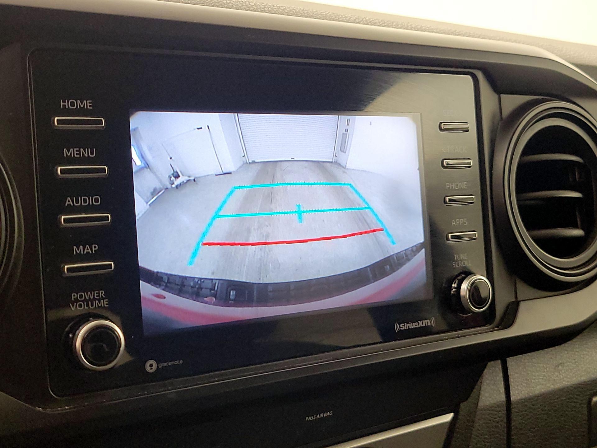 Thumbnail: 2021 Toyota Tacoma - 14