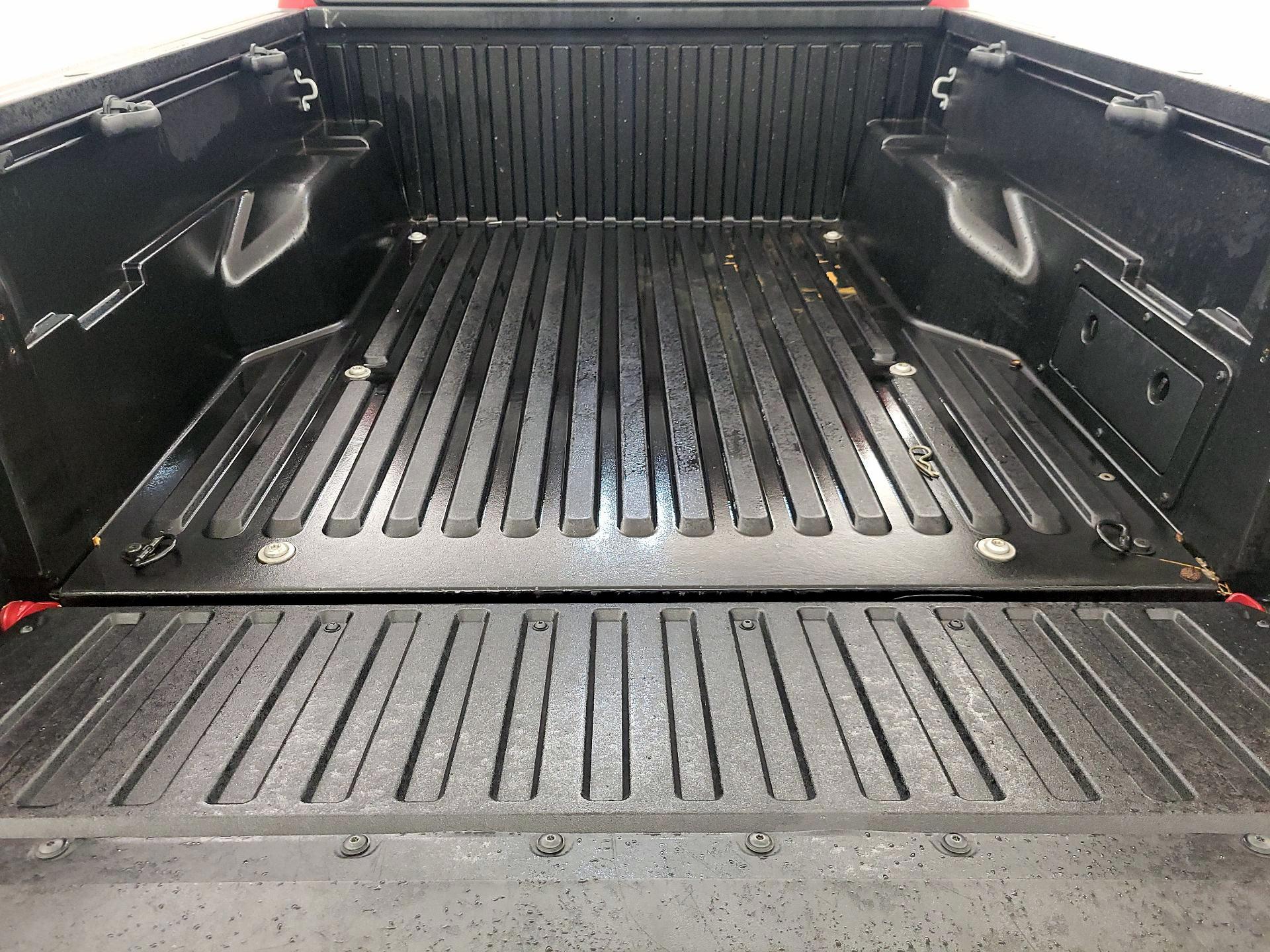 Thumbnail: 2021 Toyota Tacoma - 20