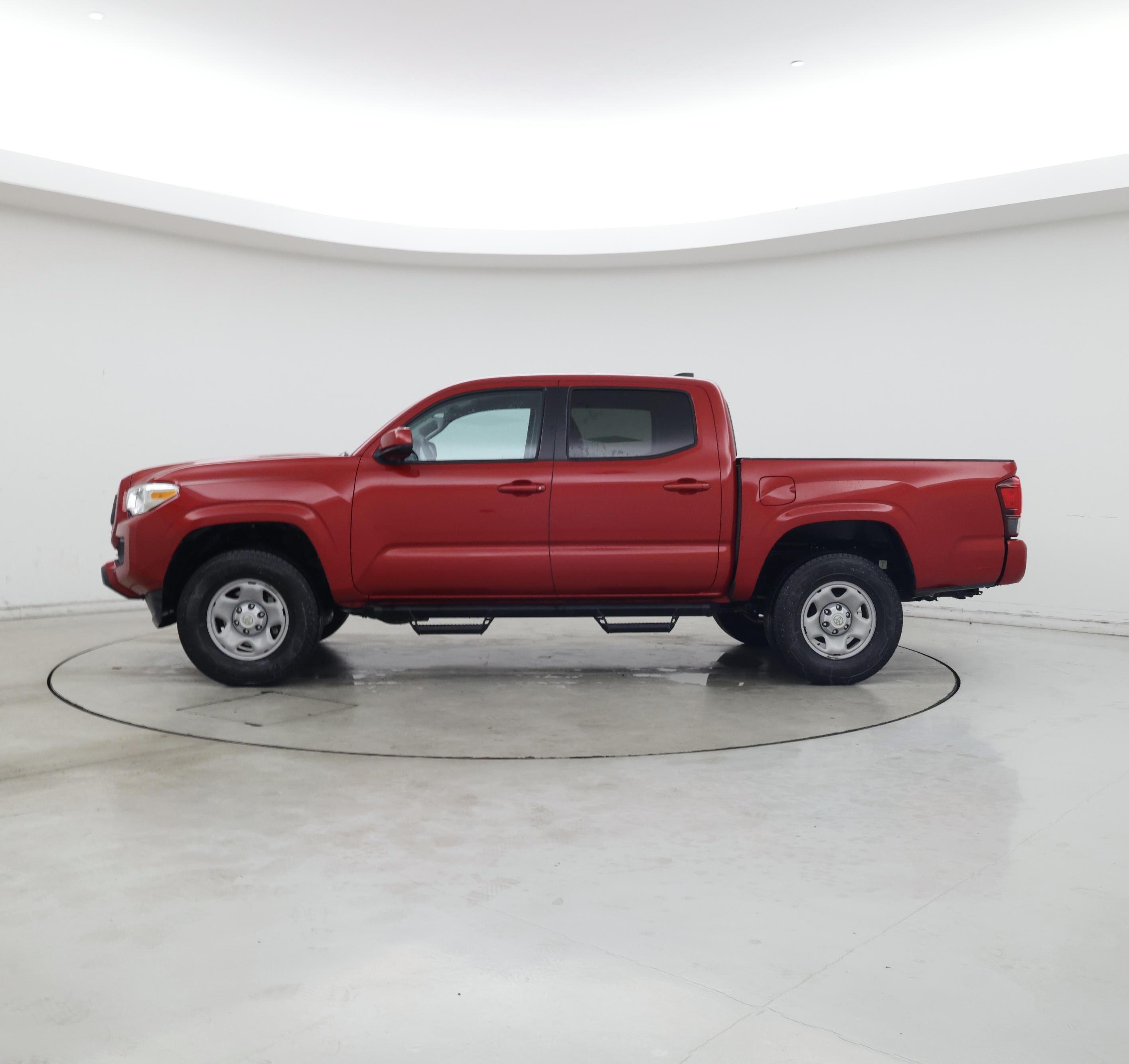 Thumbnail: 2021 Toyota Tacoma - 3