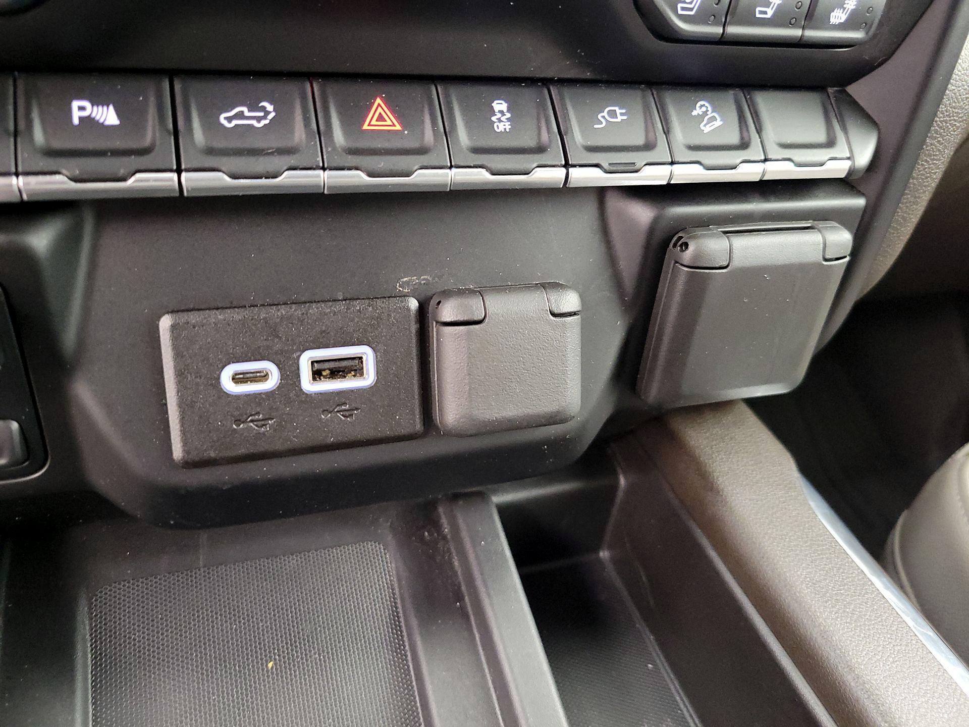 Thumbnail: 2022 GMC Sierra 1500 - 19