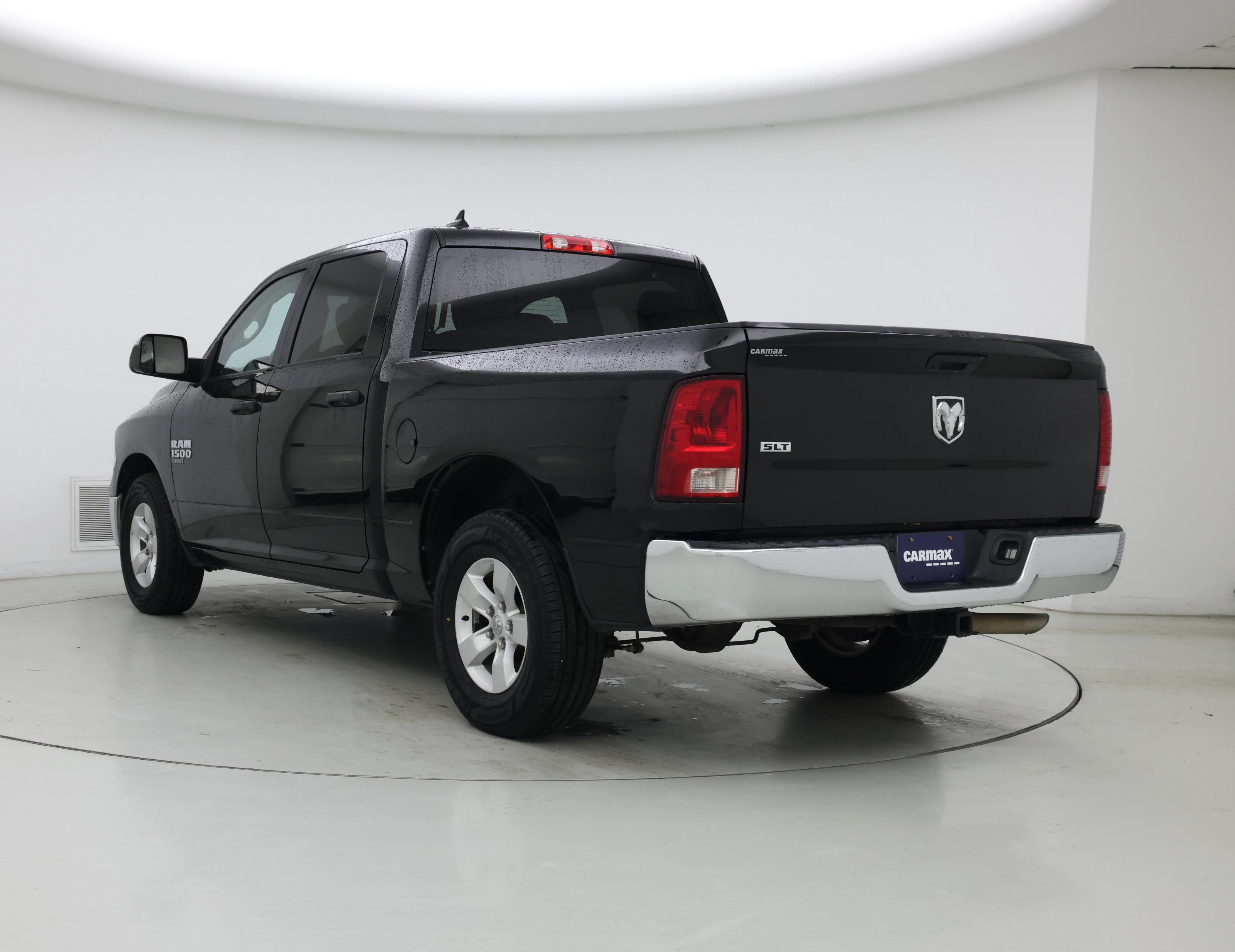 Thumbnail: 2022 RAM 1500 Classic - 2