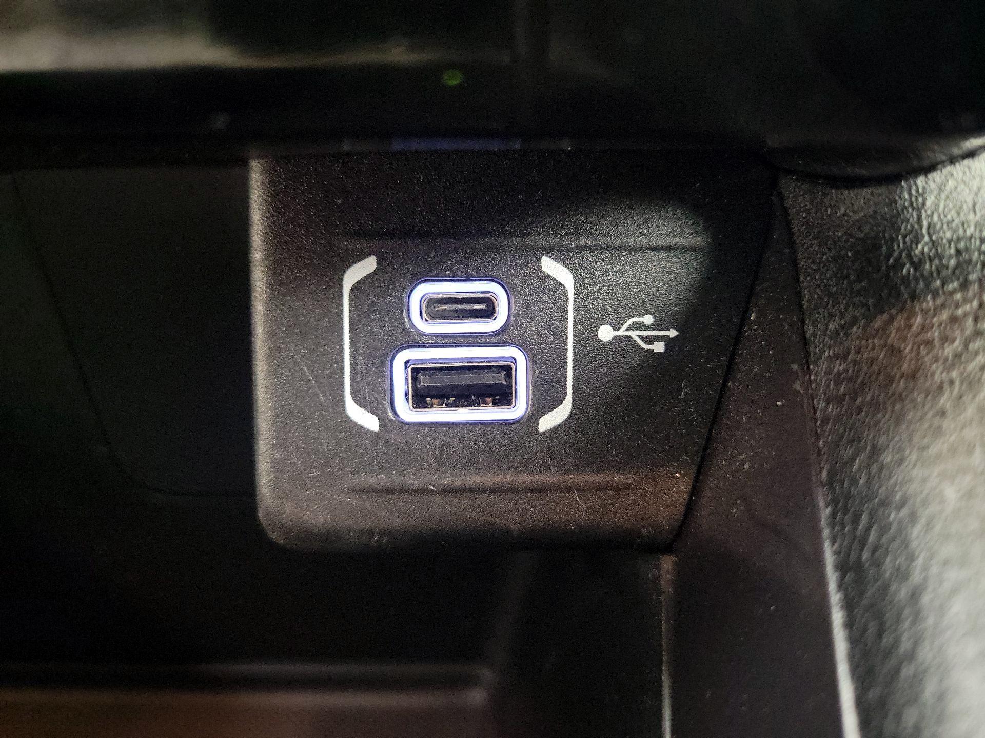 Thumbnail: 2022 Jeep Compass - 18