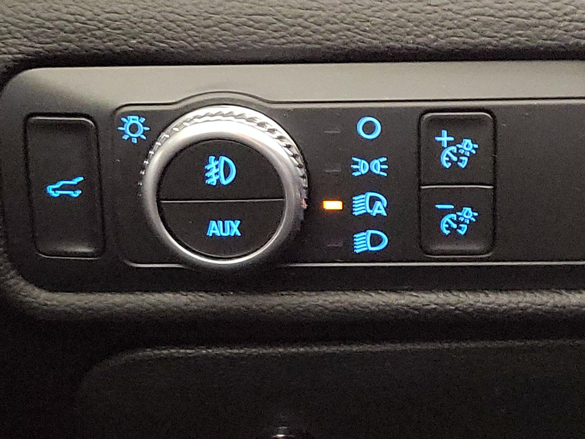 Thumbnail: 2022 Ford Explorer - 13