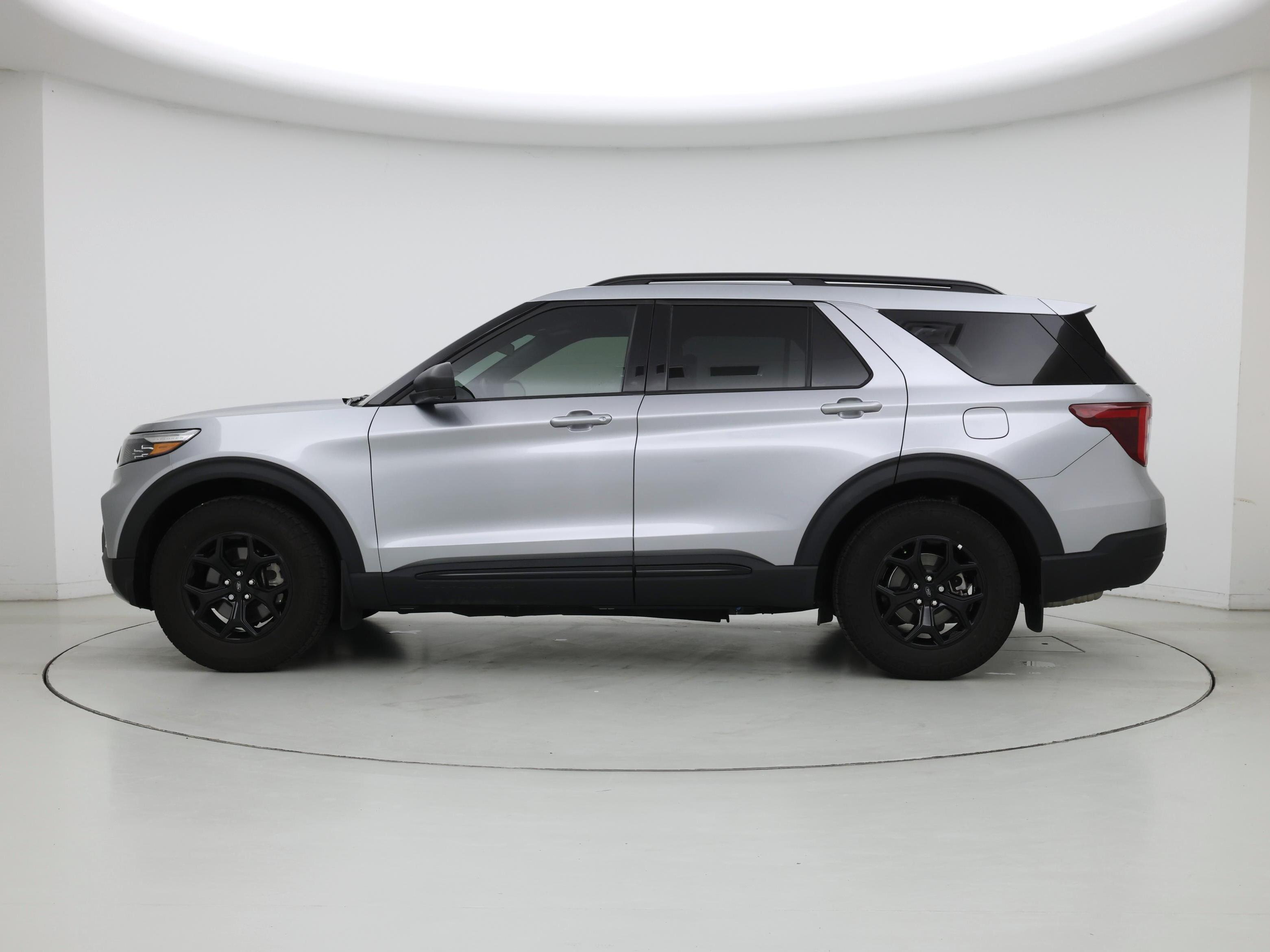 Thumbnail: 2022 Ford Explorer - 3